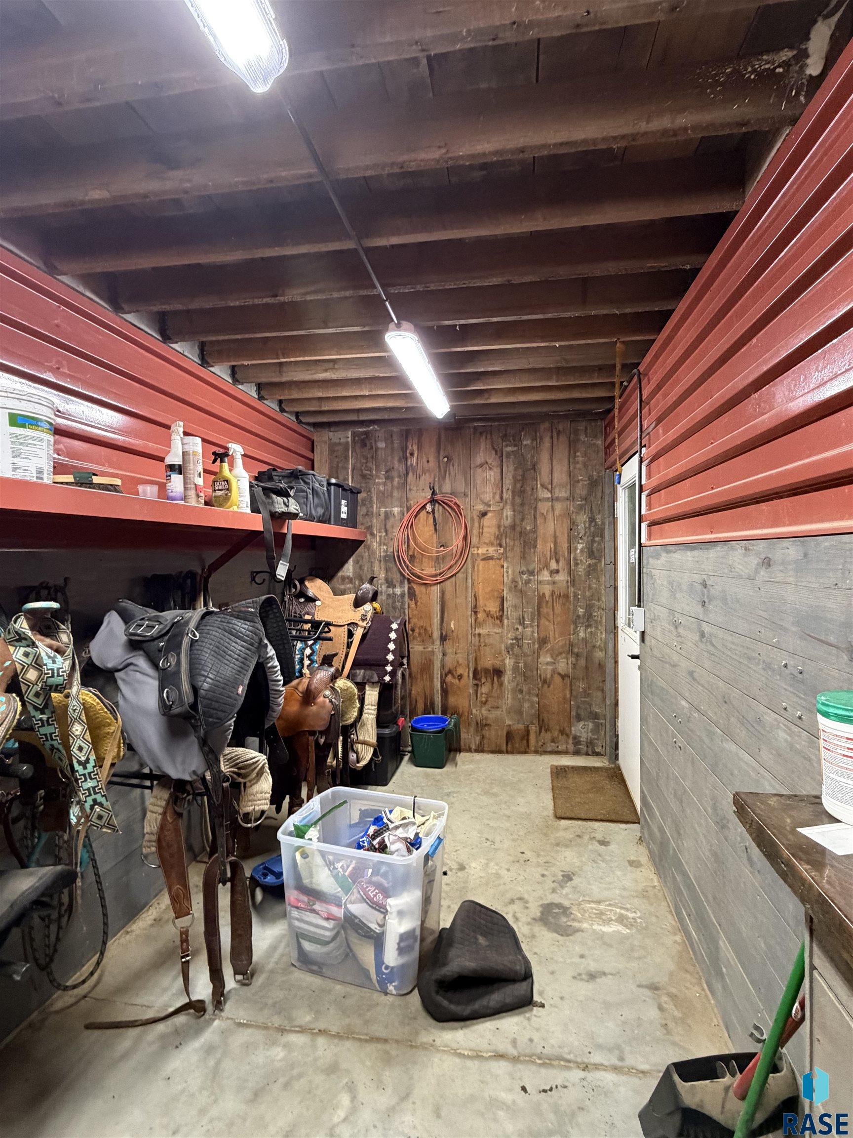 main property photo 59