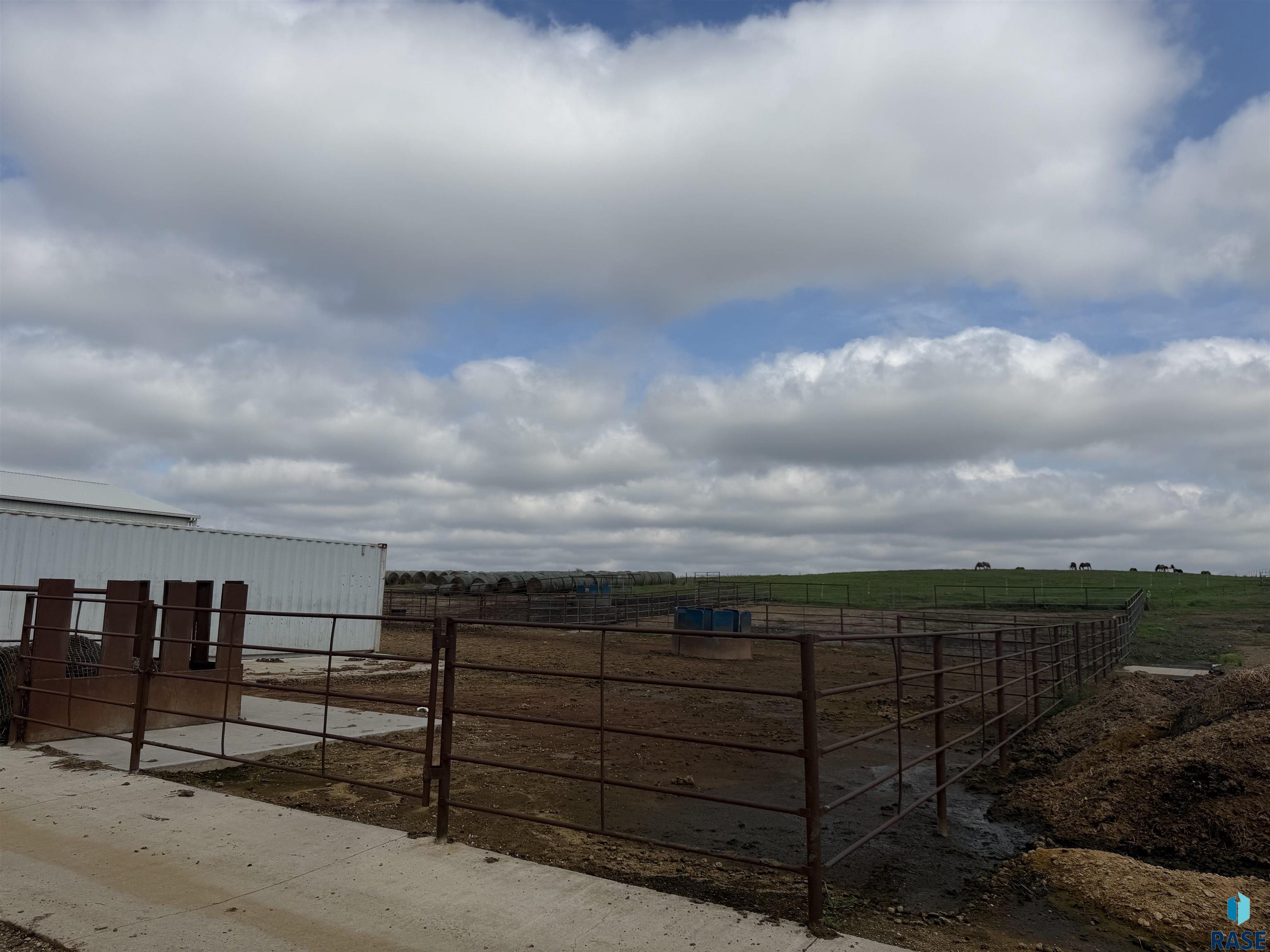 main property photo 73