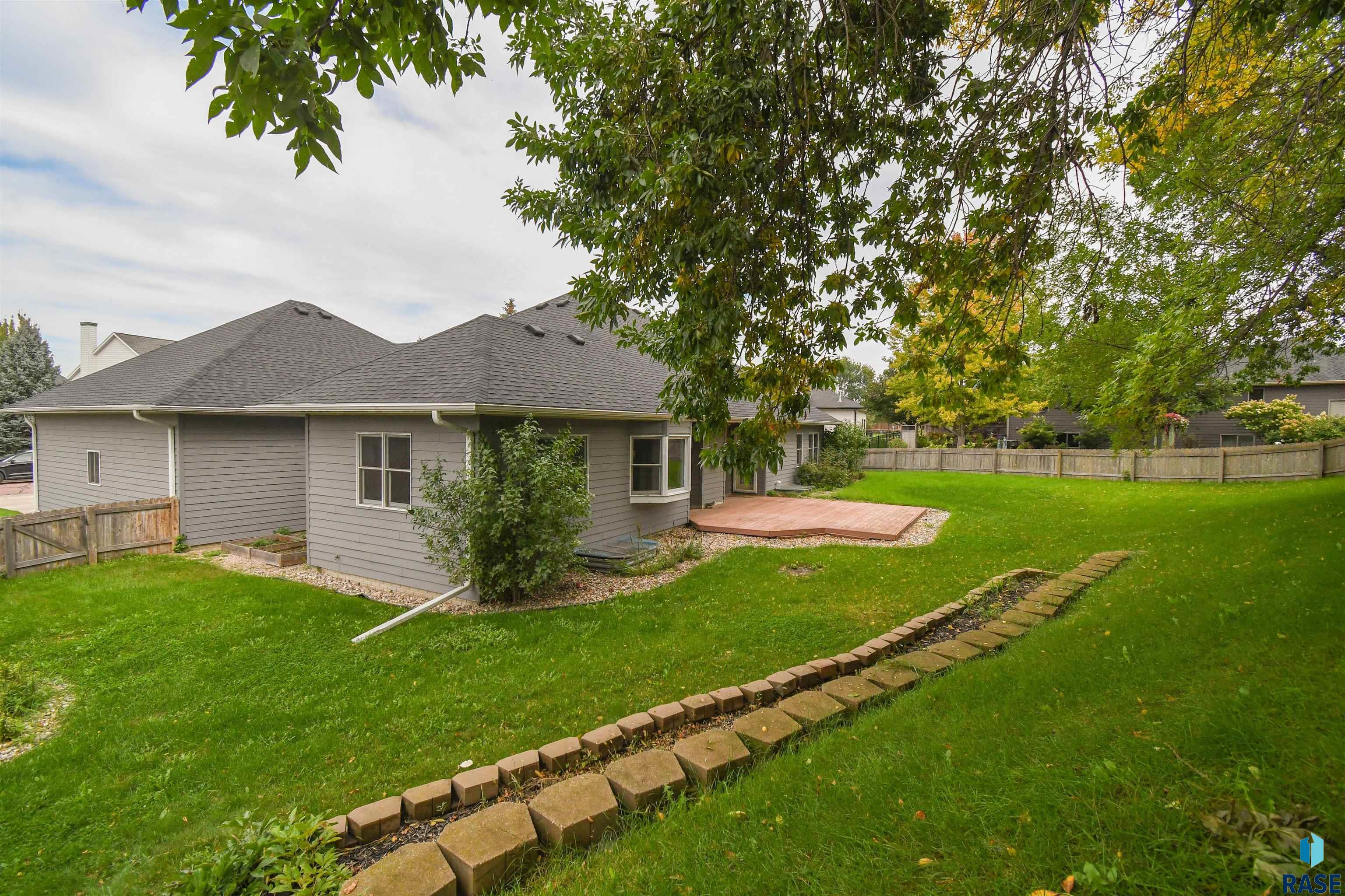 main property photo 58