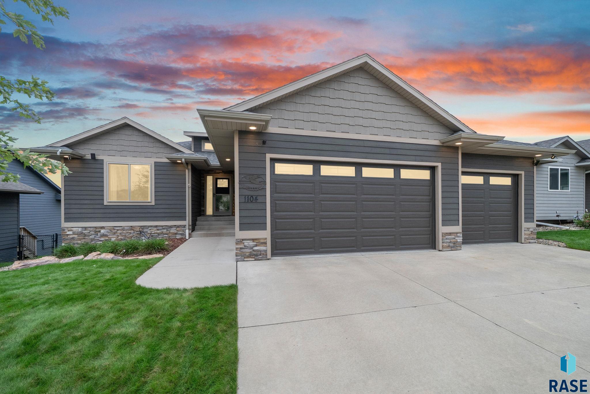 main property photo 0