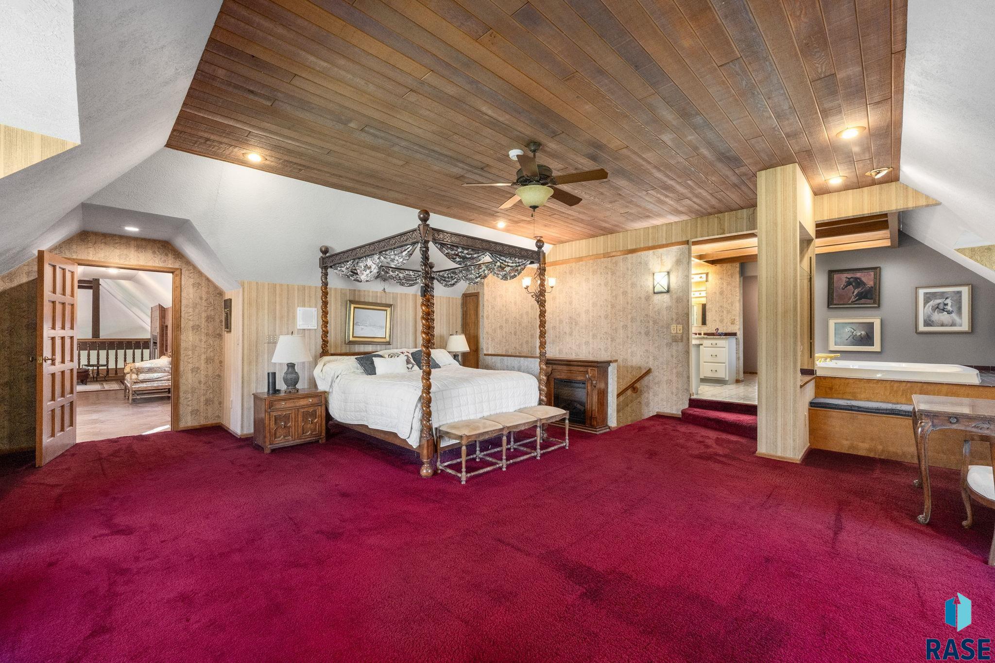 main property photo 56