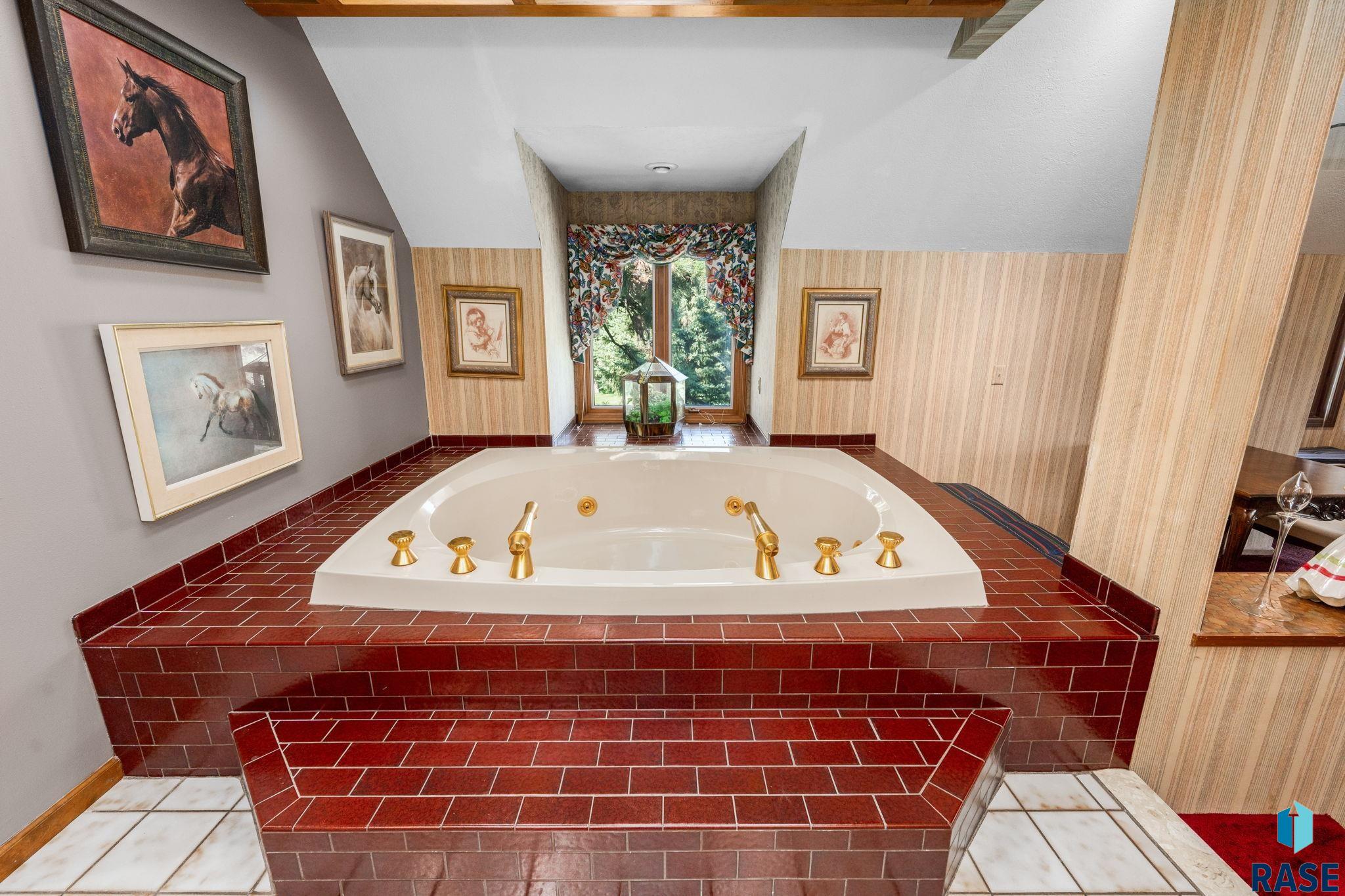 main property photo 60
