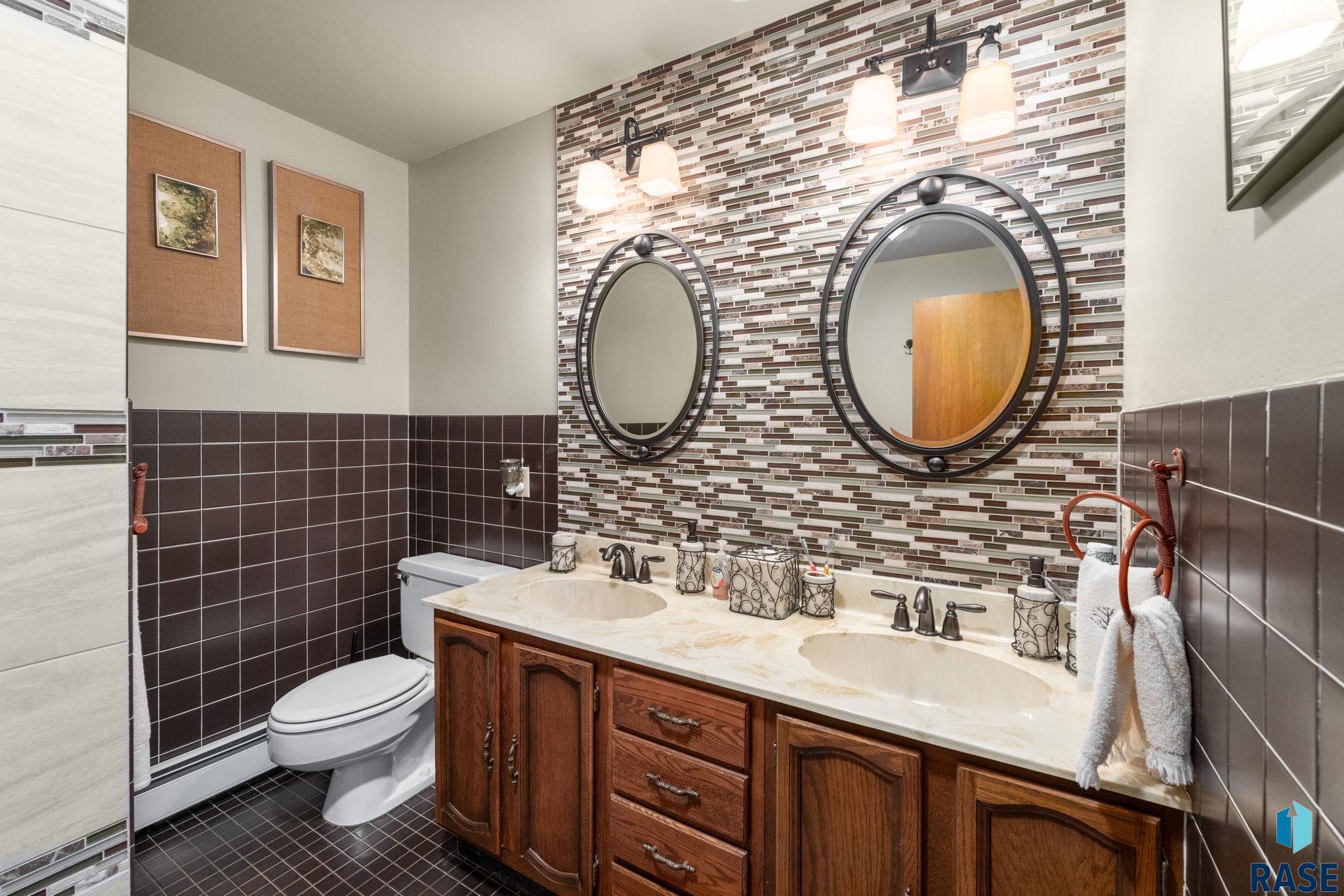 main property photo 65