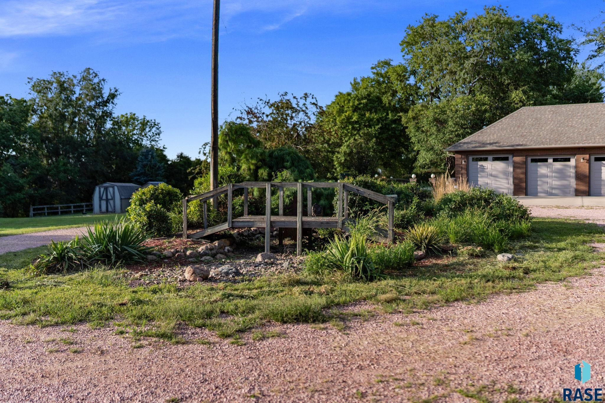 main property photo 78