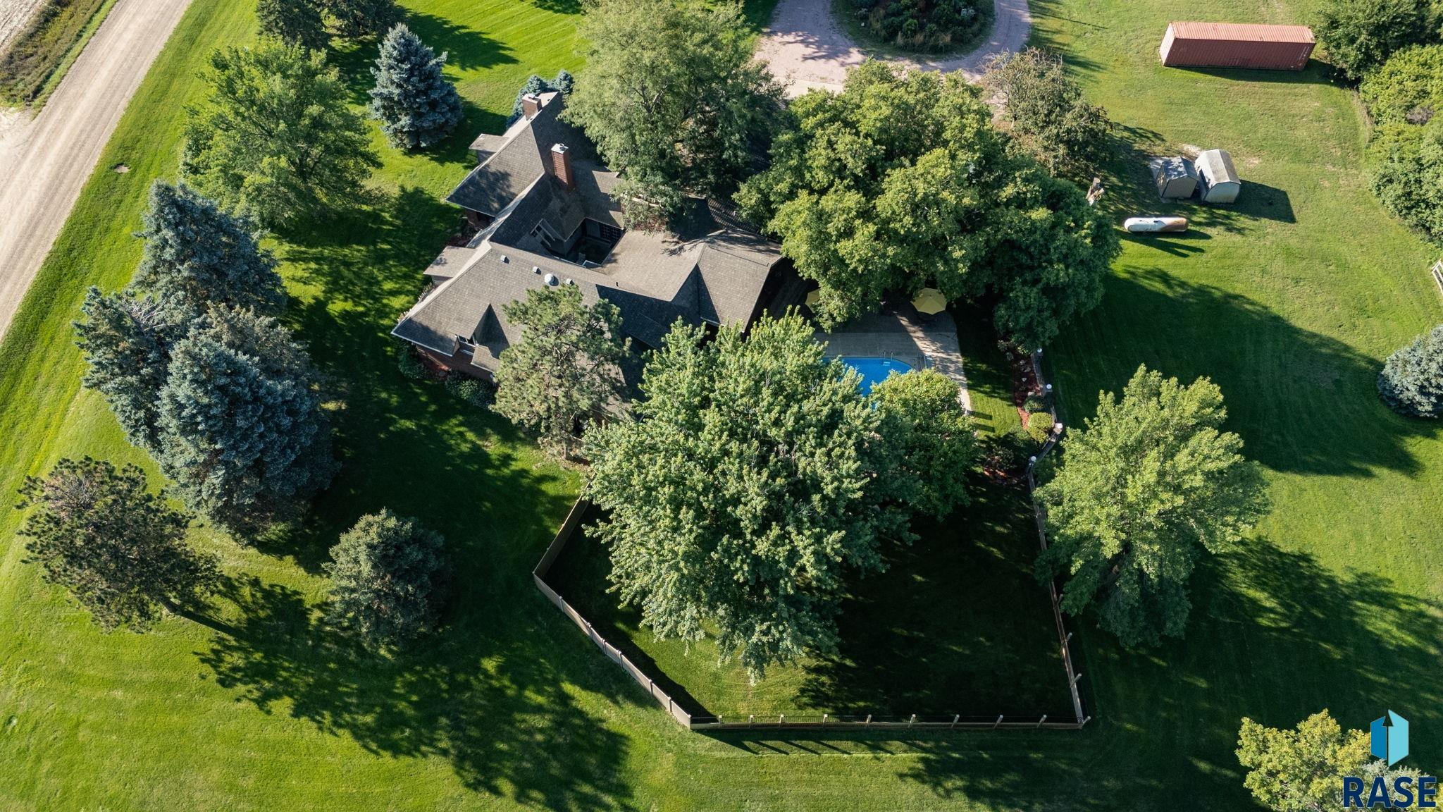 main property photo 89