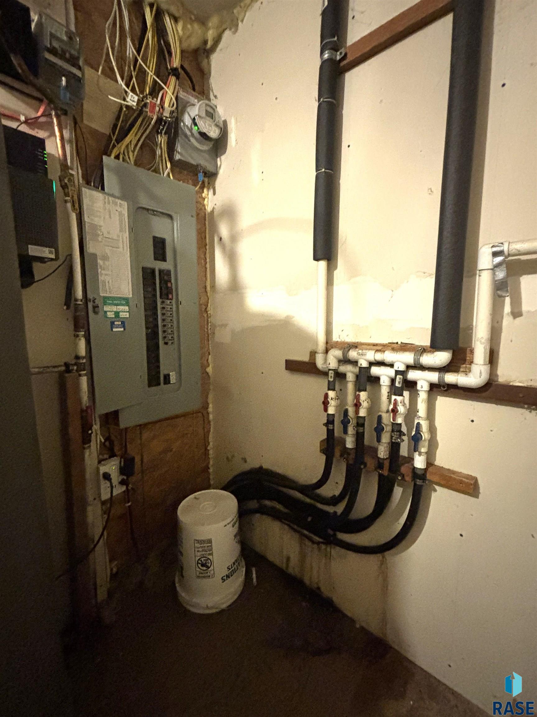 main property photo 49
