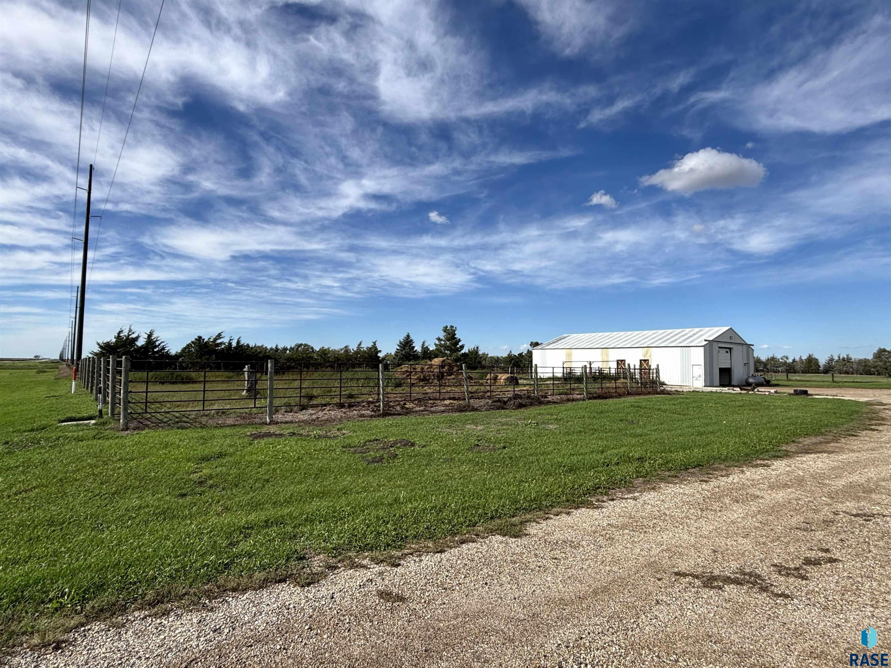main property photo 64