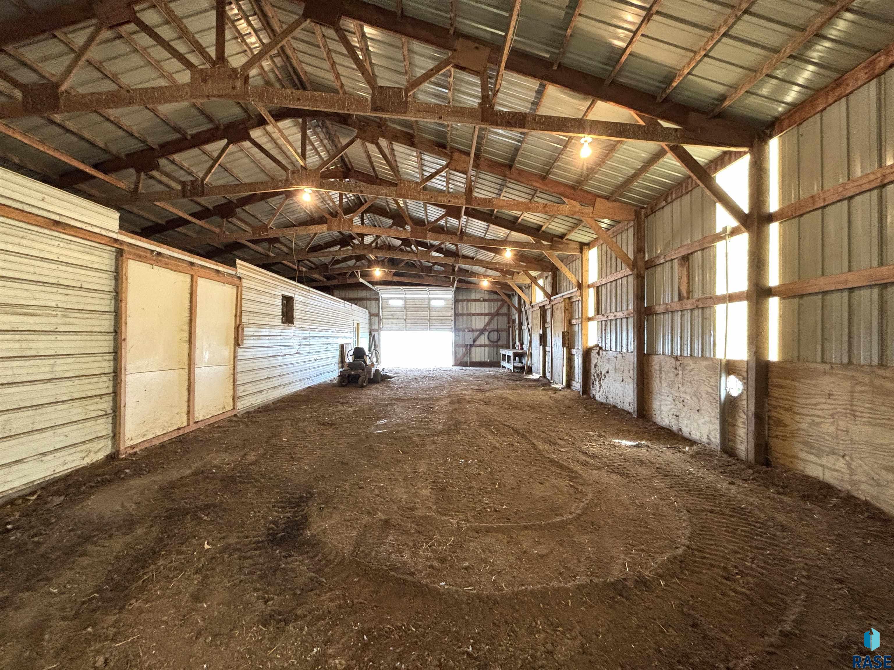main property photo 69