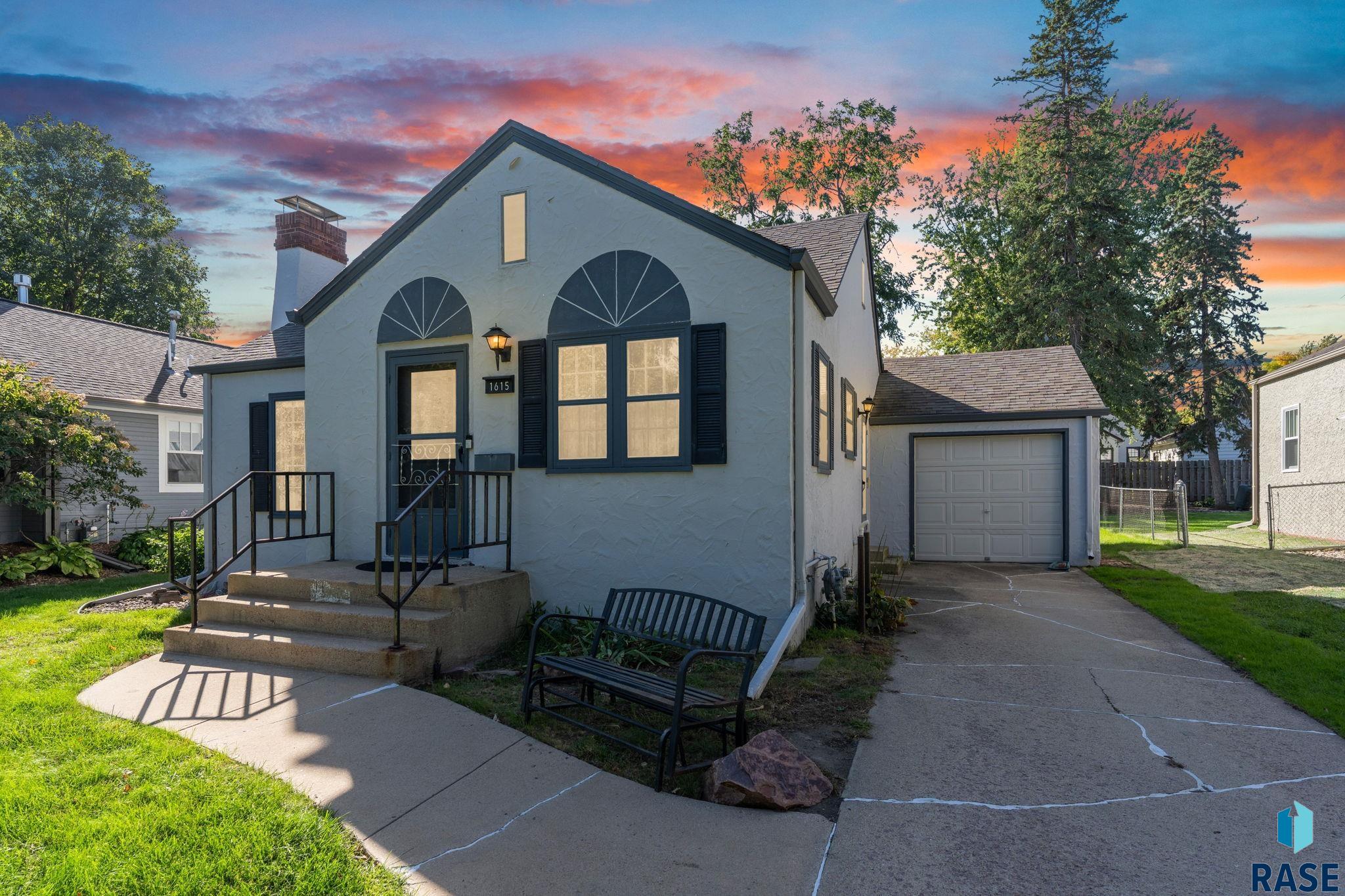 main property photo 0