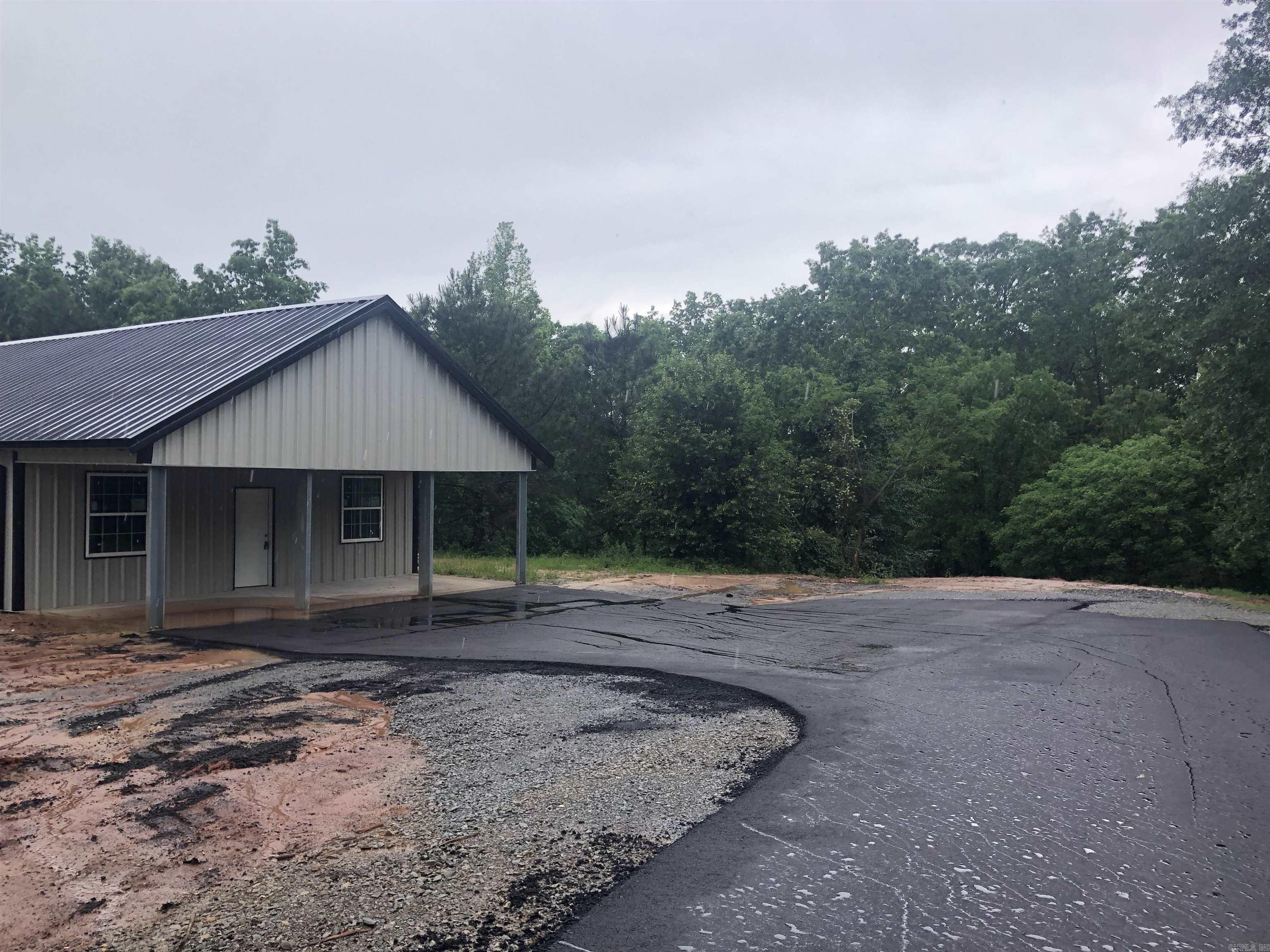 20368 Chicot Rd, Mabelvale, AR 72103
