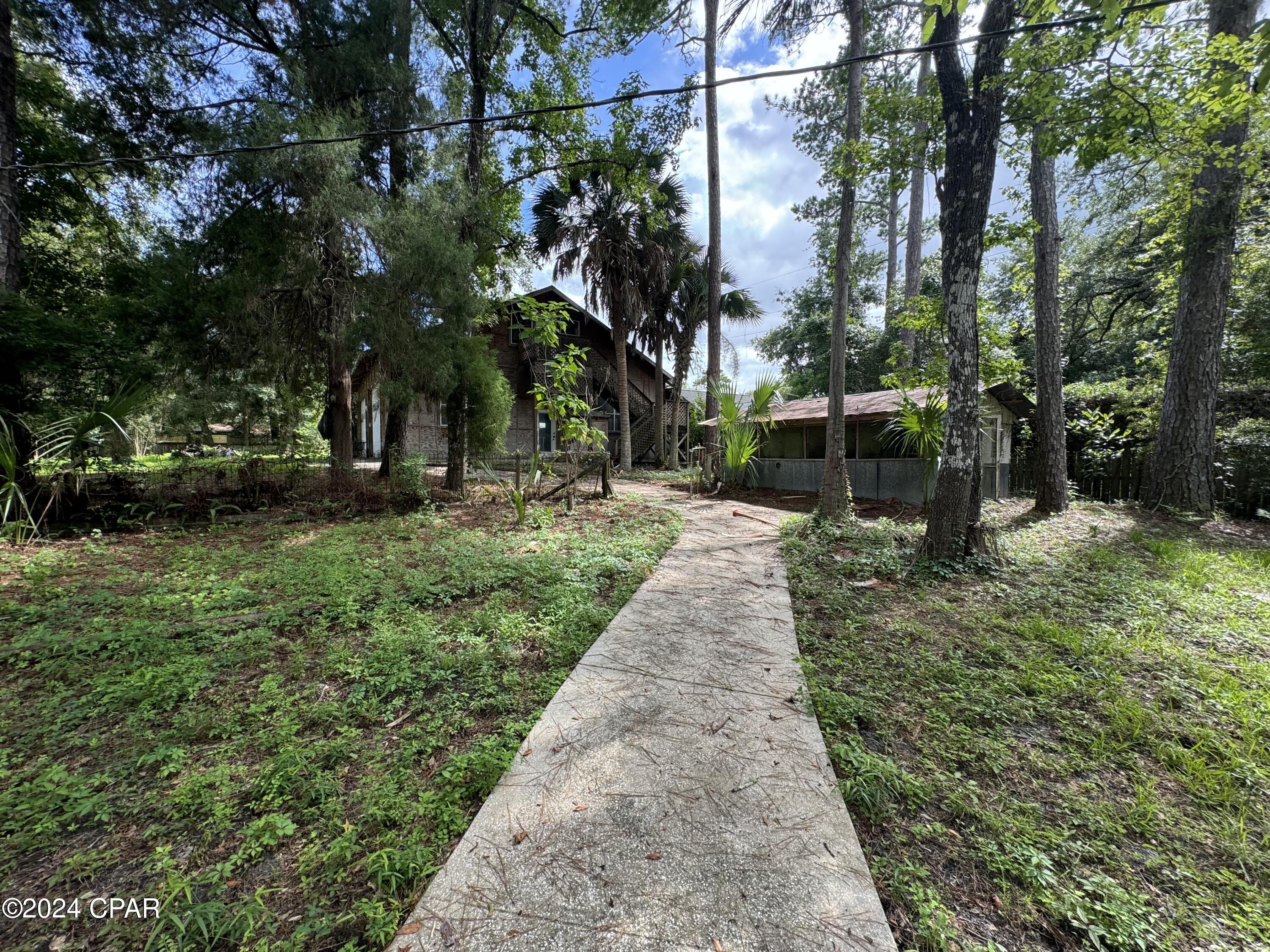 main property photo 41