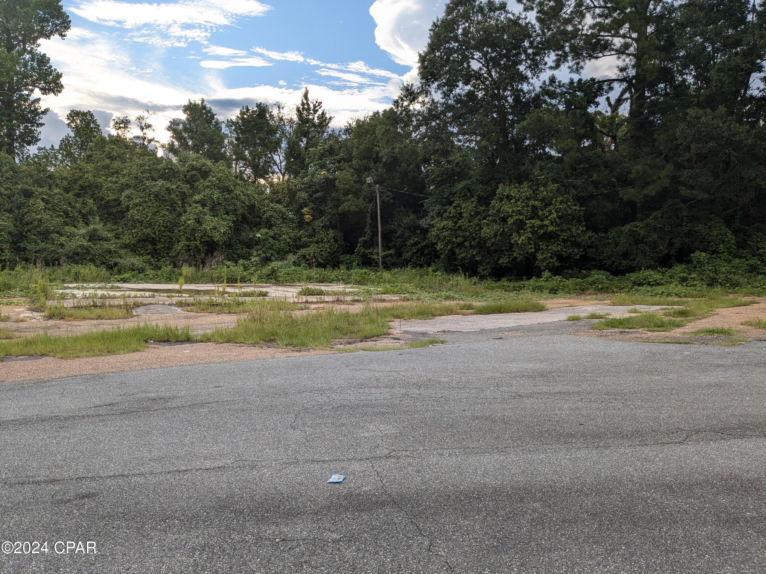 main property photo 6