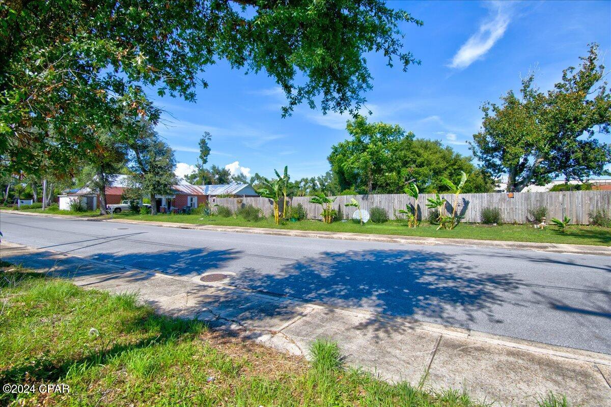 main property photo 10