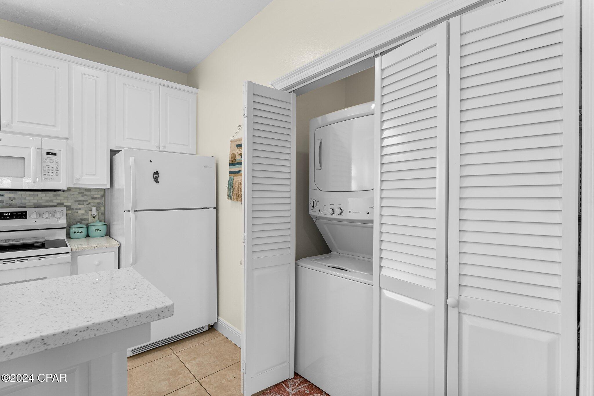 property viewer photo 26