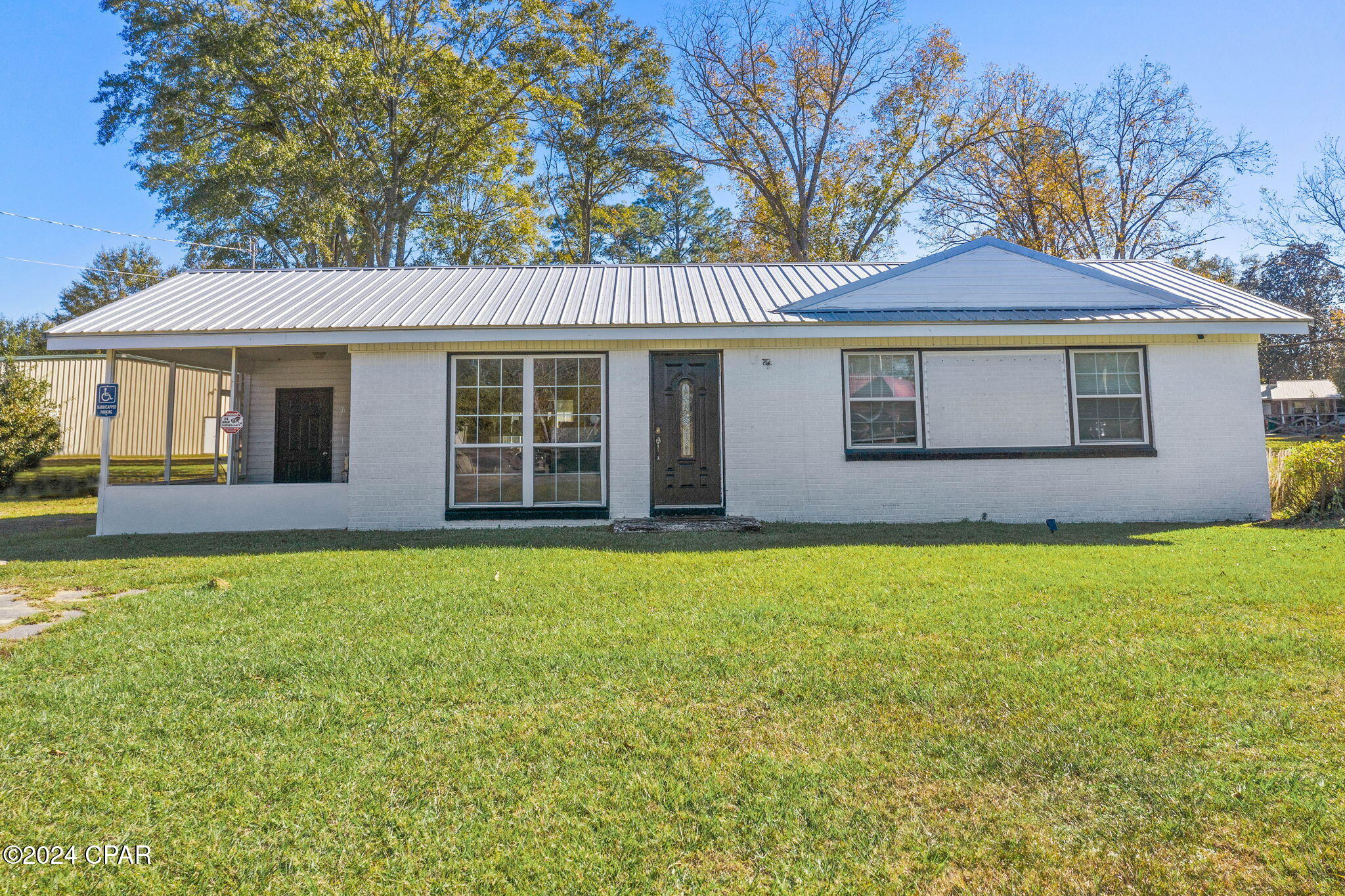main property photo 16