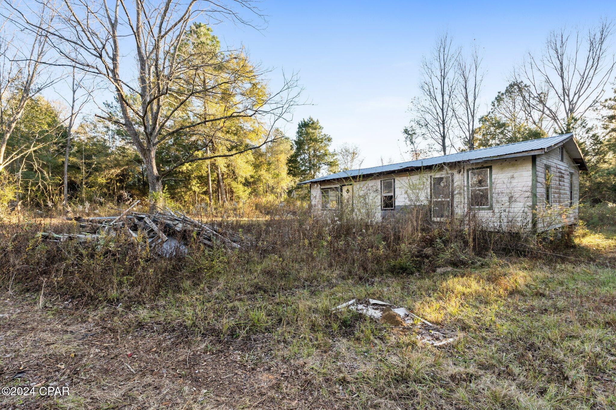 main property photo 8