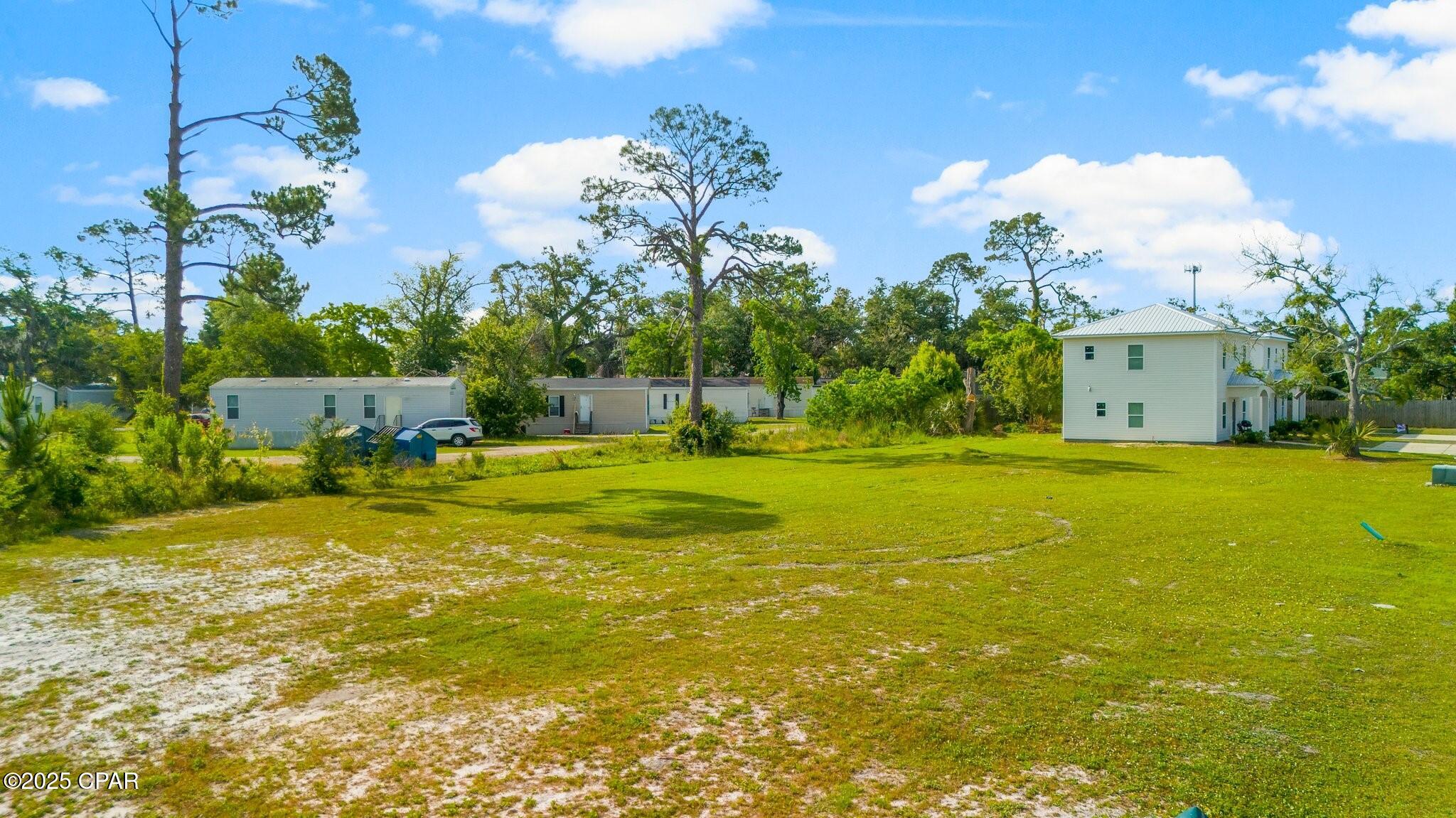 main property photo 11