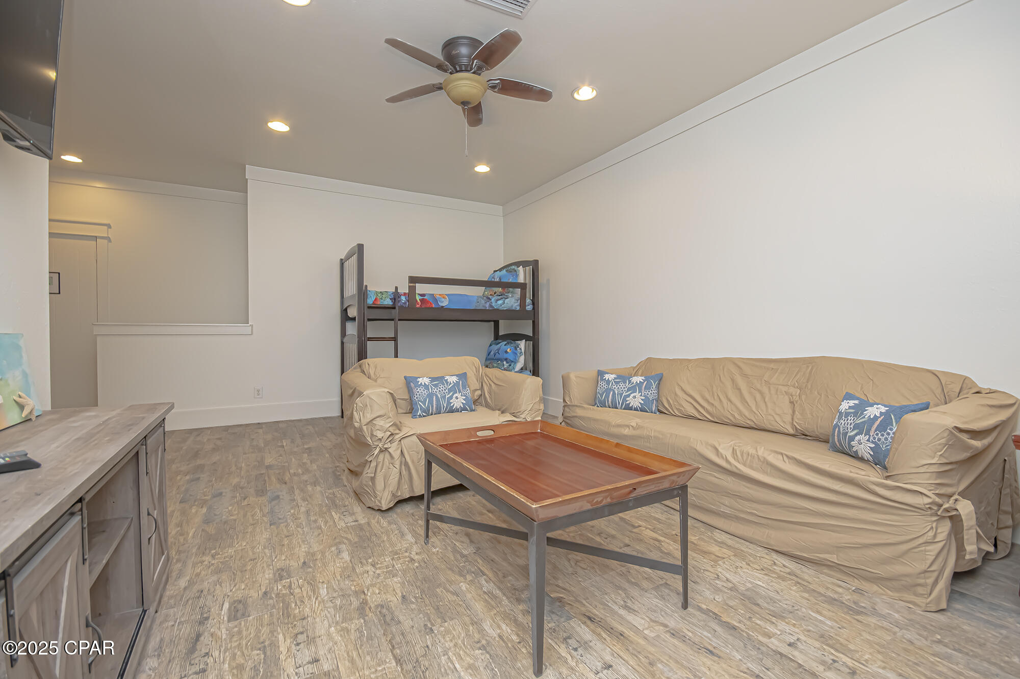 main property photo 67