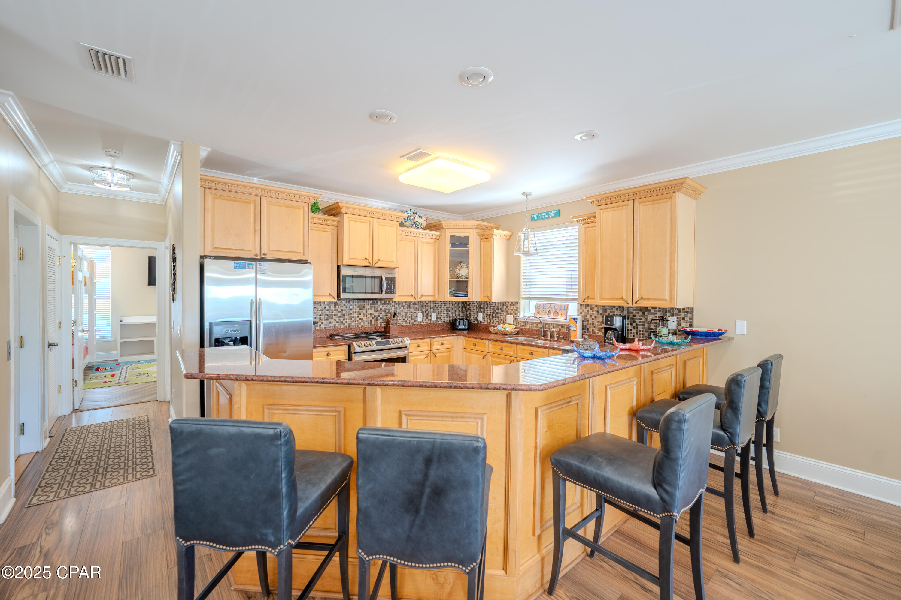main property photo 17