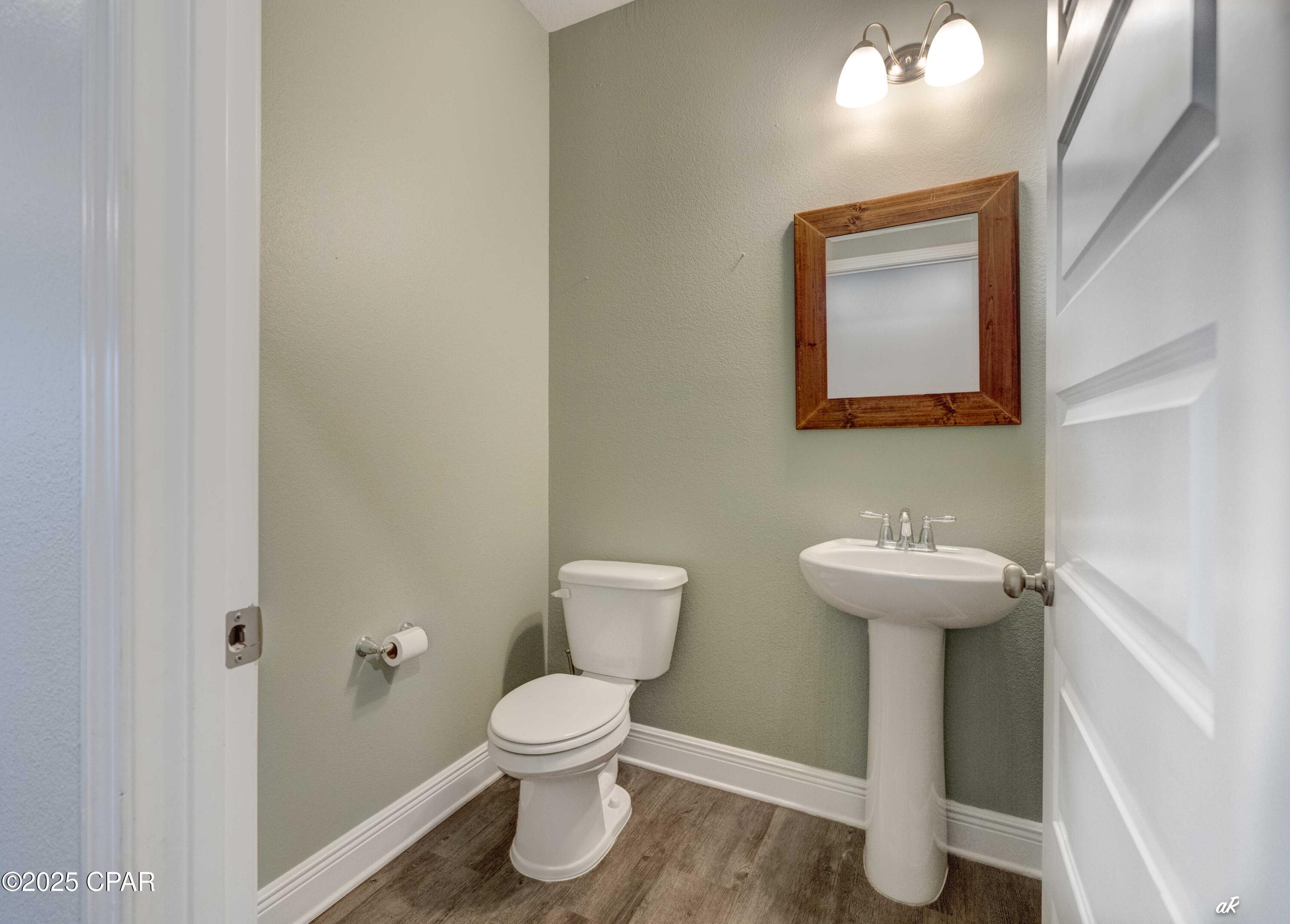 property viewer photo 23