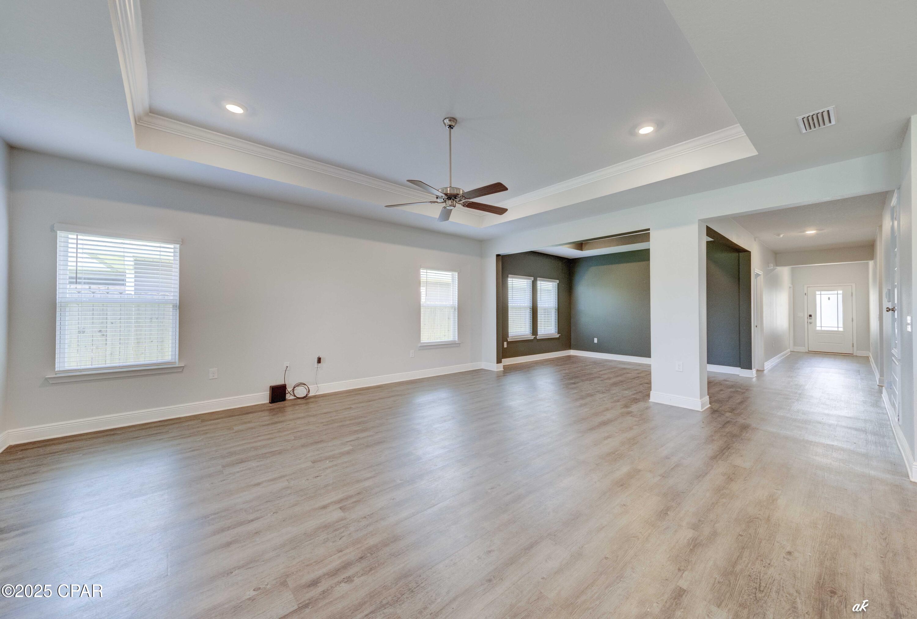 property viewer photo 8