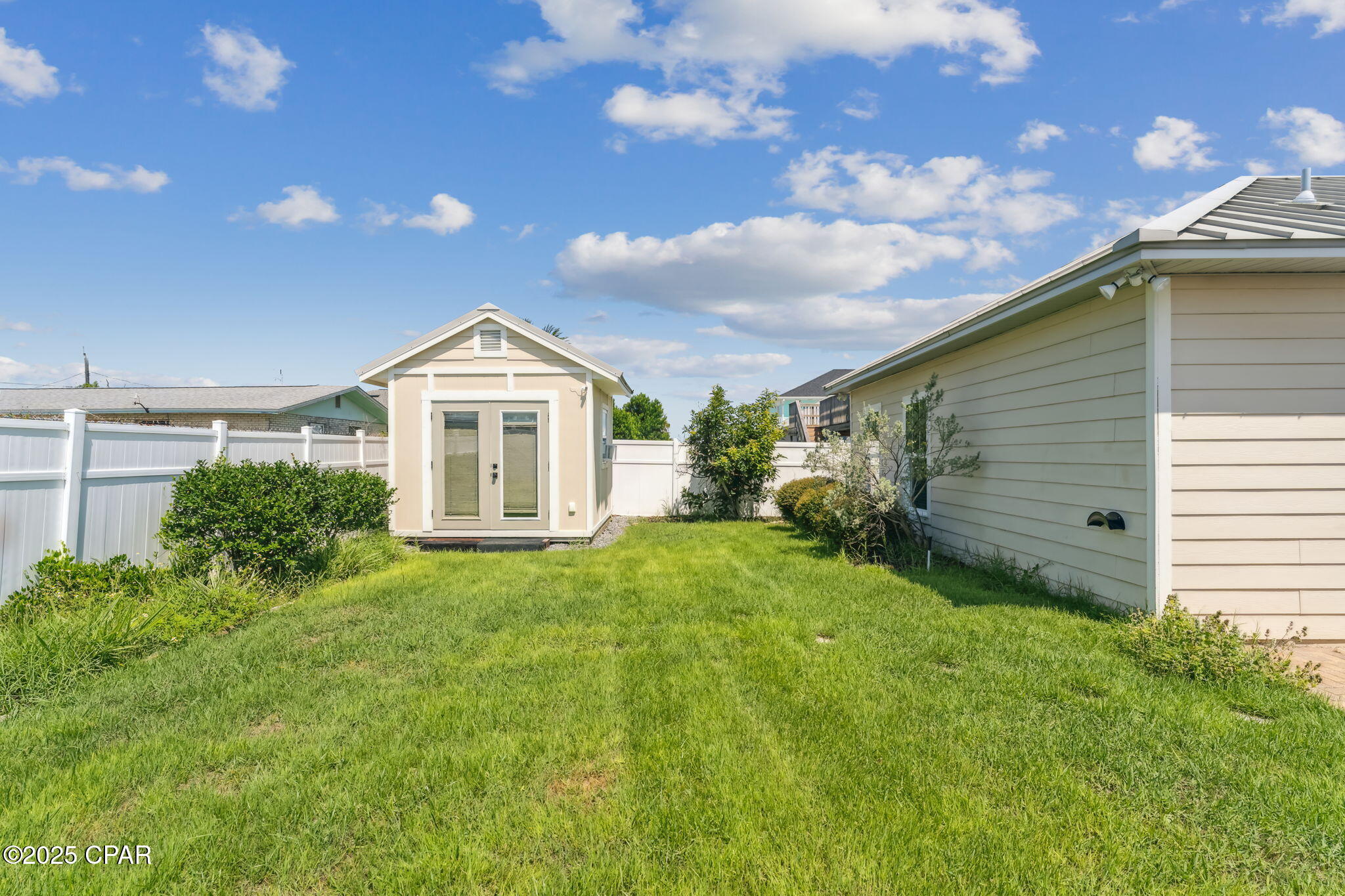 main property photo 46