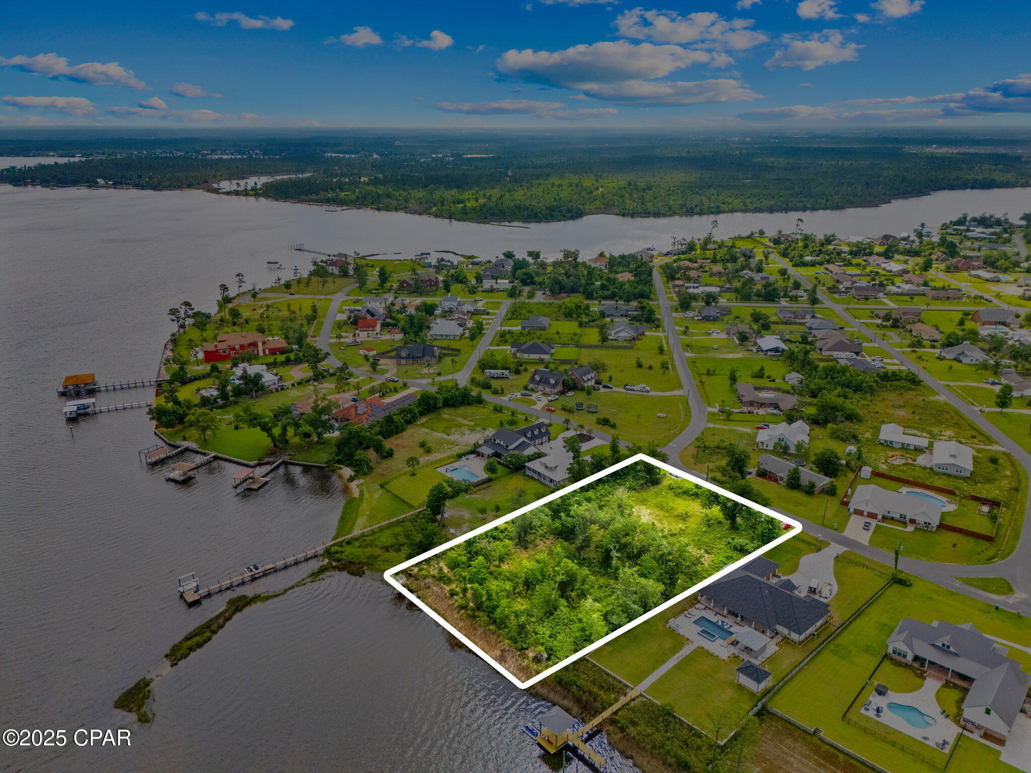 main property photo 11