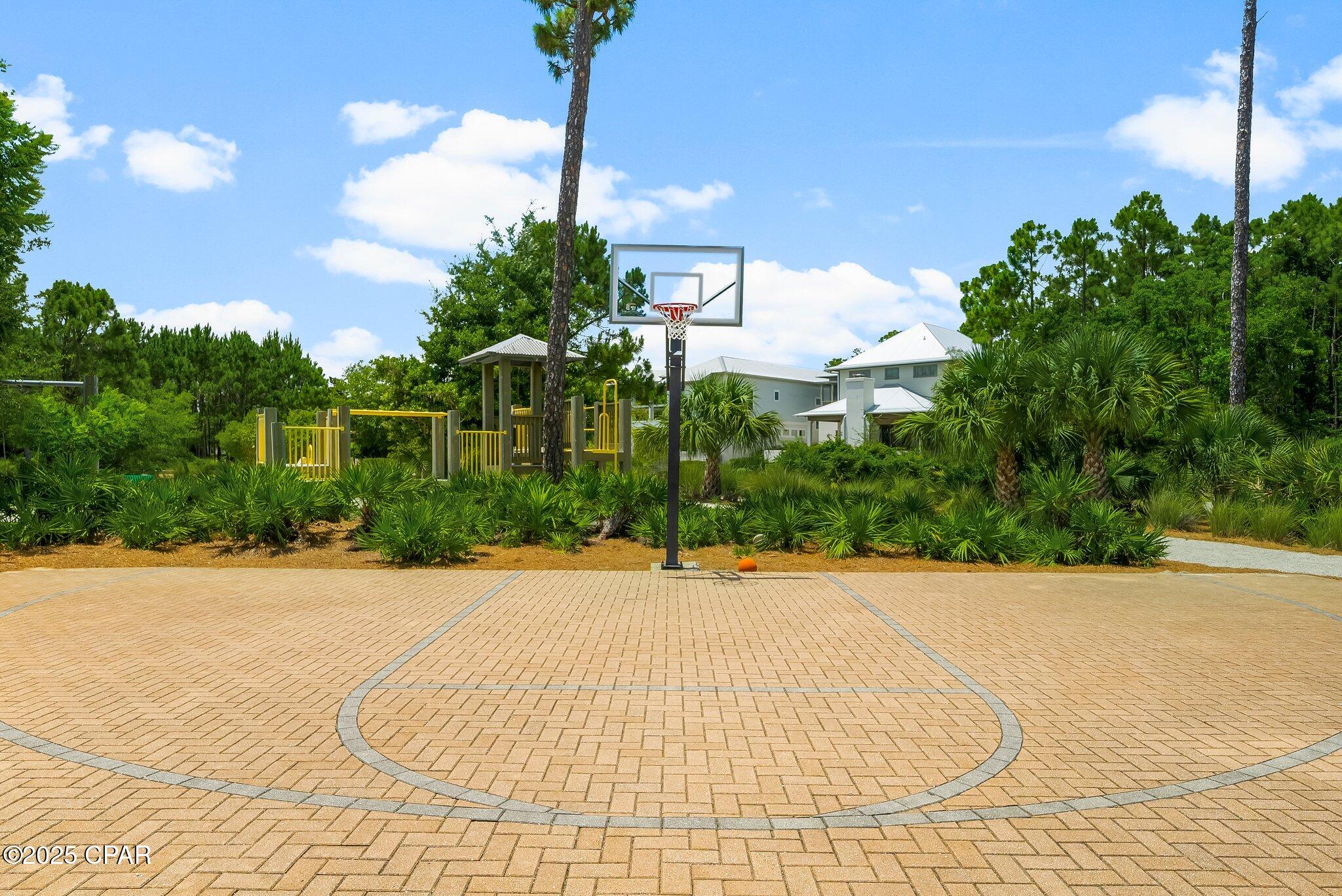 main property photo 24