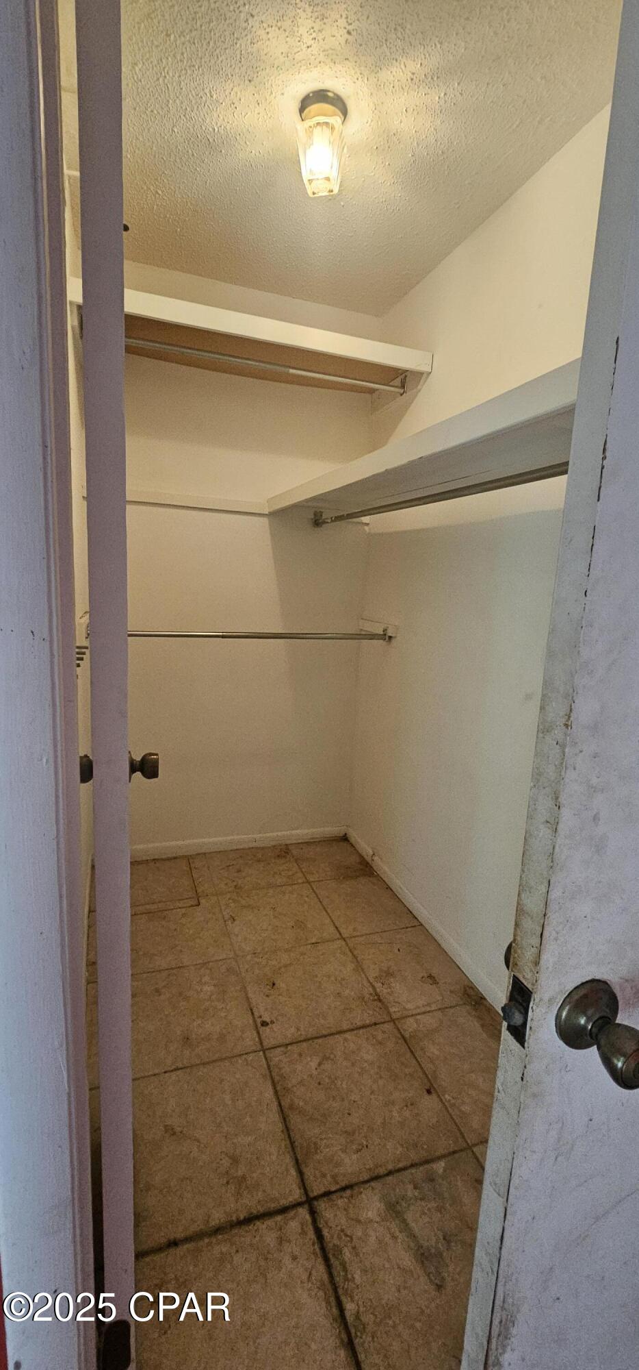 property viewer photo 17