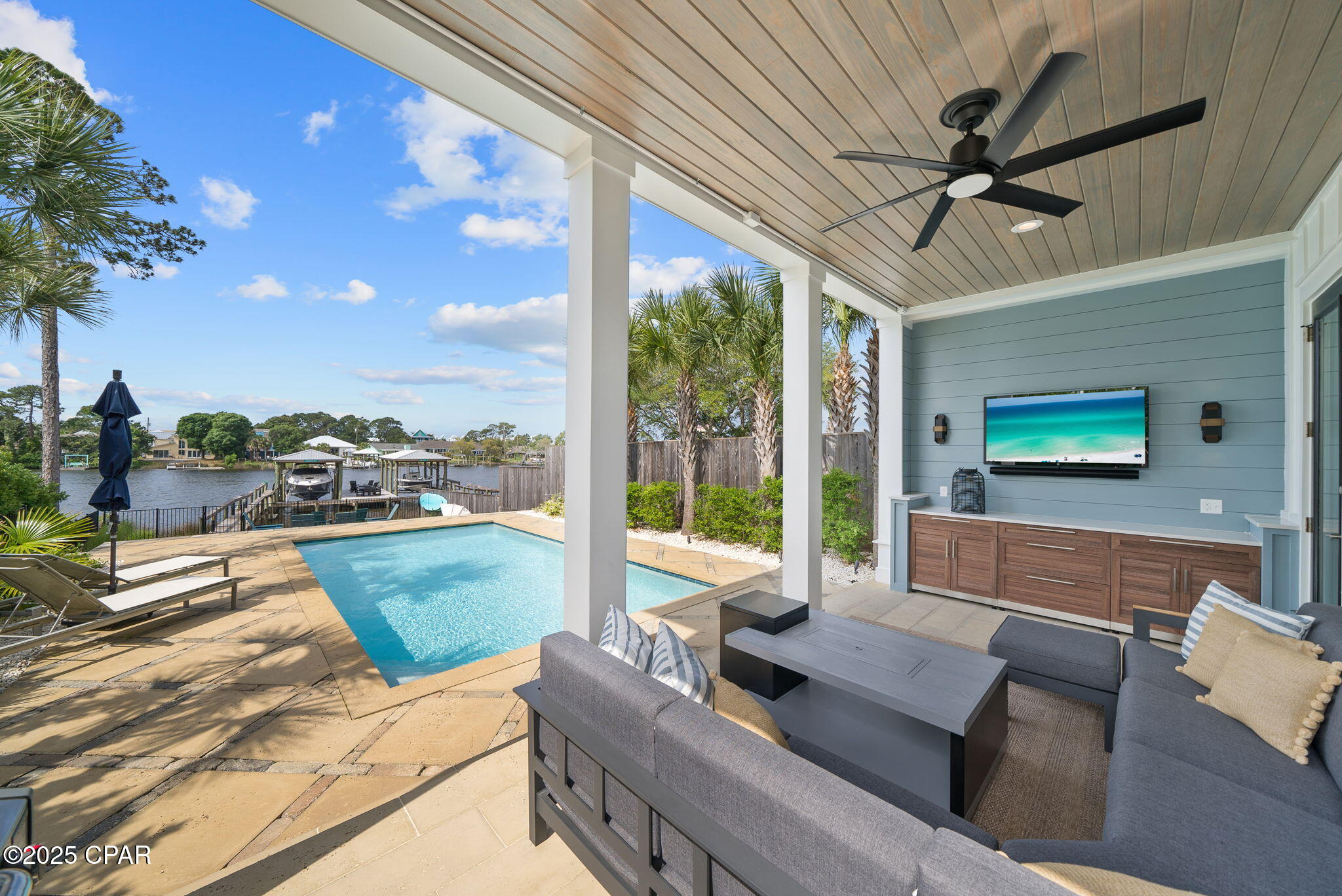 main property photo 61