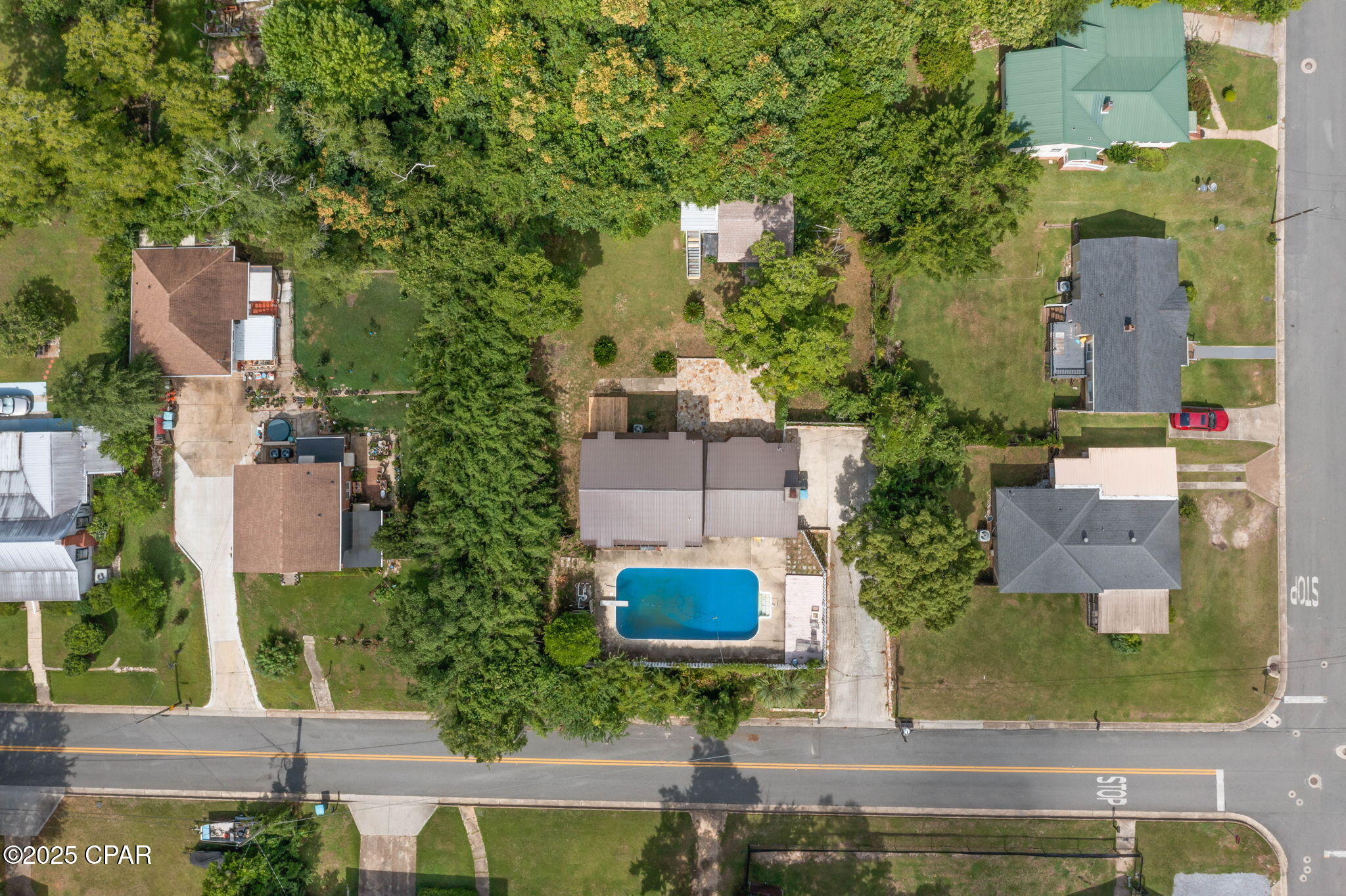 main property photo 35
