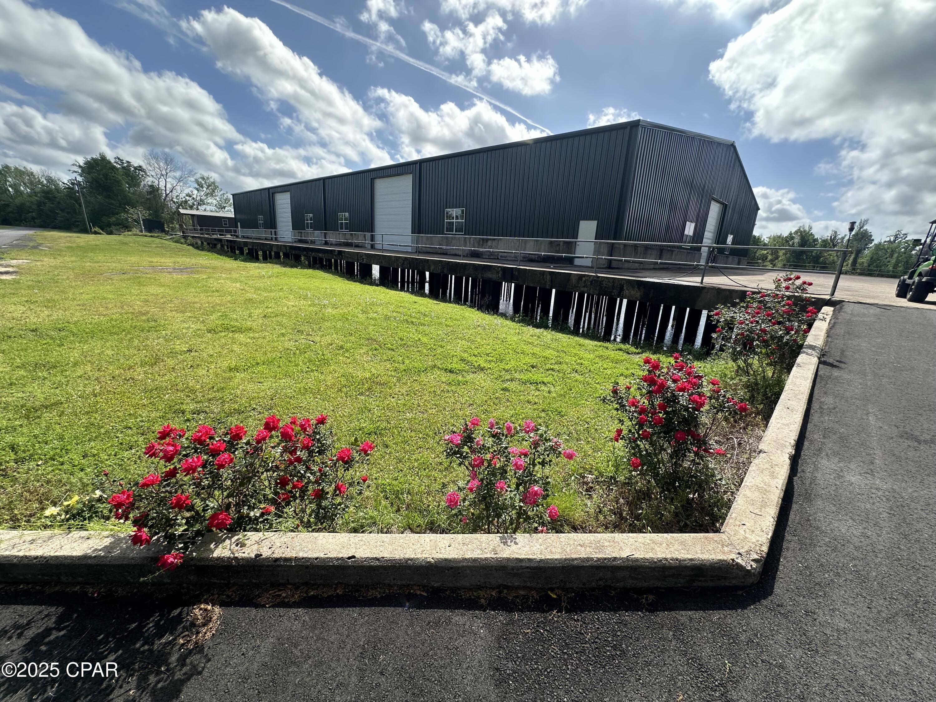main property photo 19