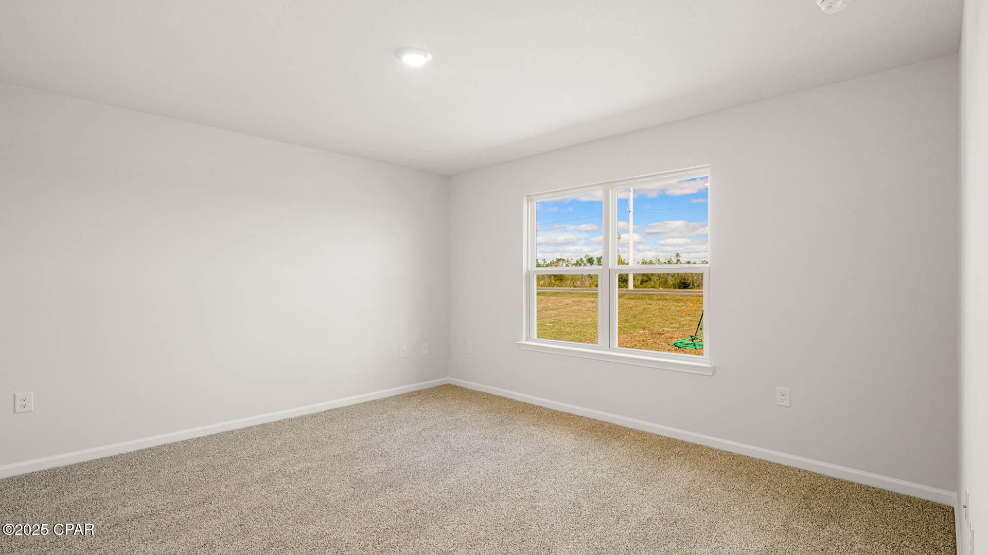 property viewer photo 3