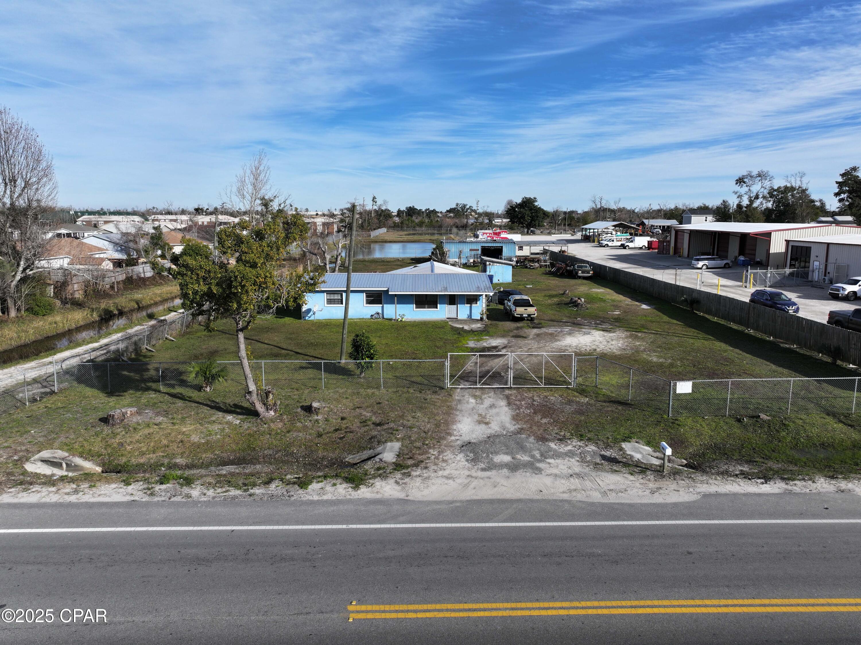 main property photo 35