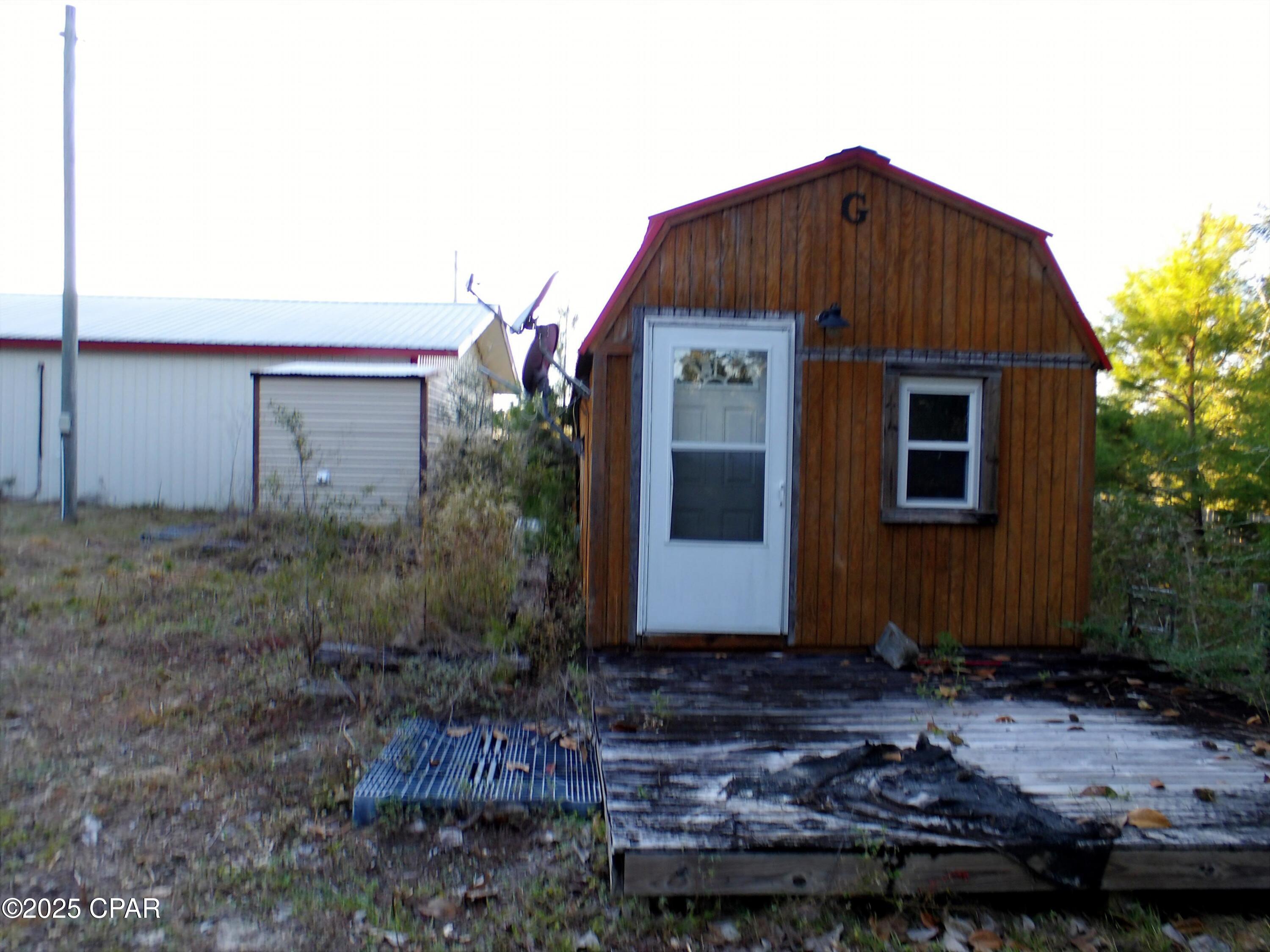 main property photo 14