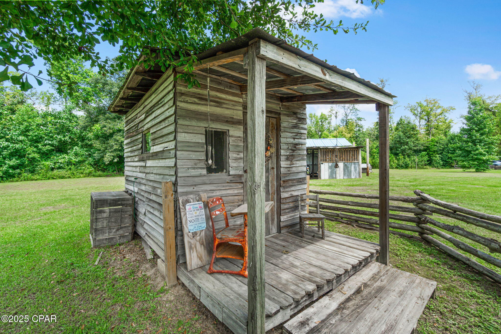 property viewer photo 18