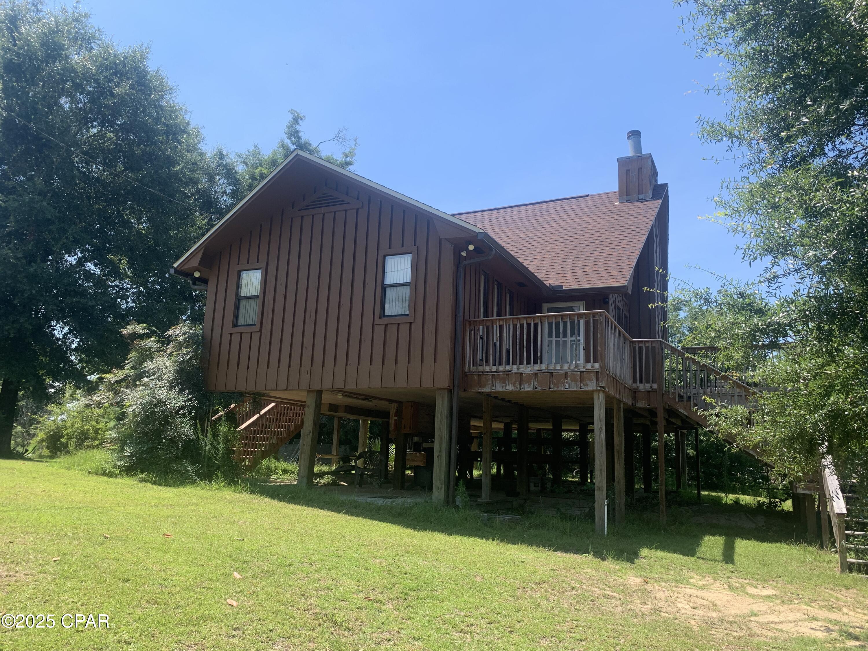 main property photo 32