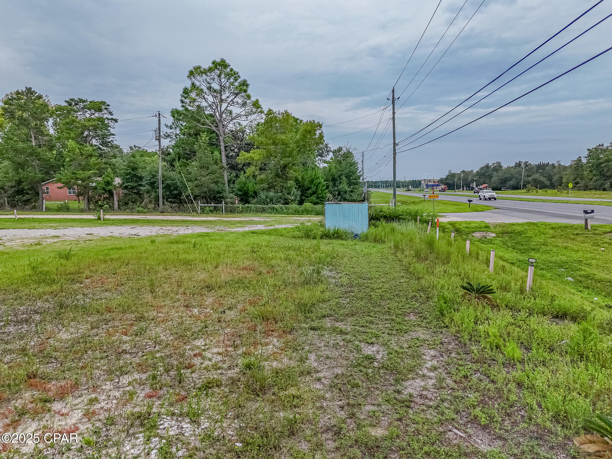 main property photo 33