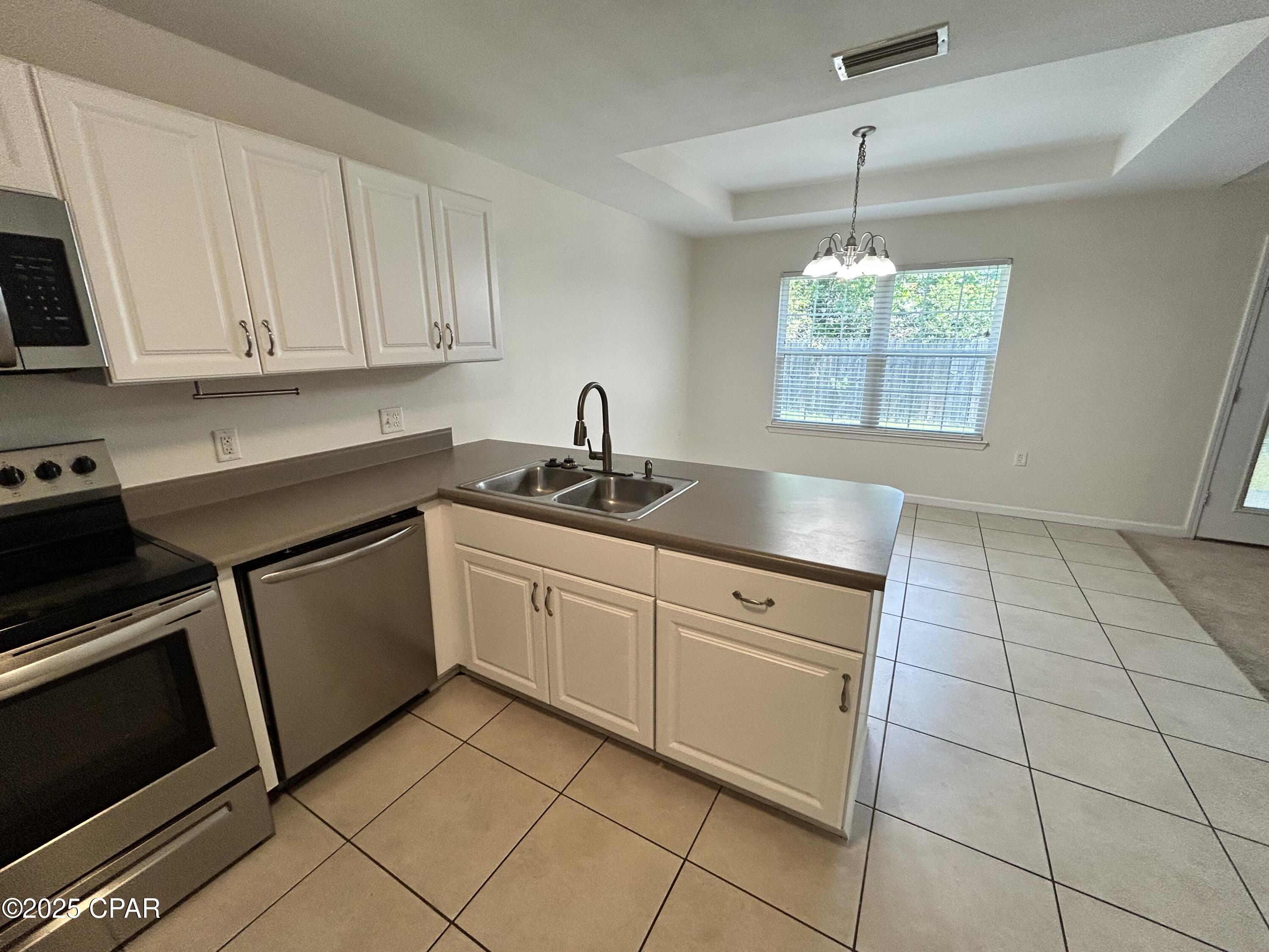 property viewer photo 7
