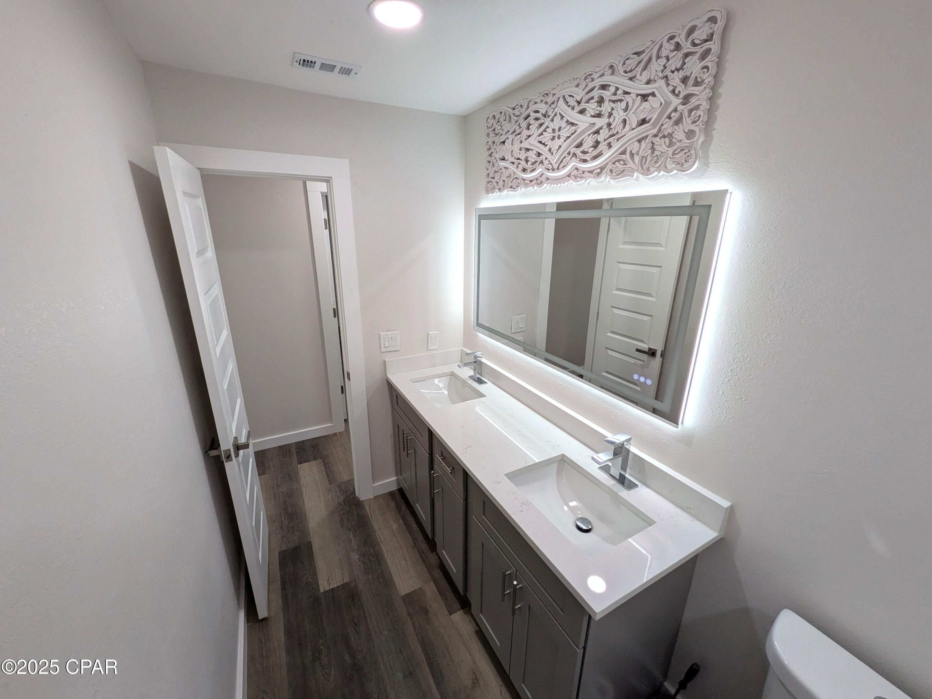 property viewer photo 21