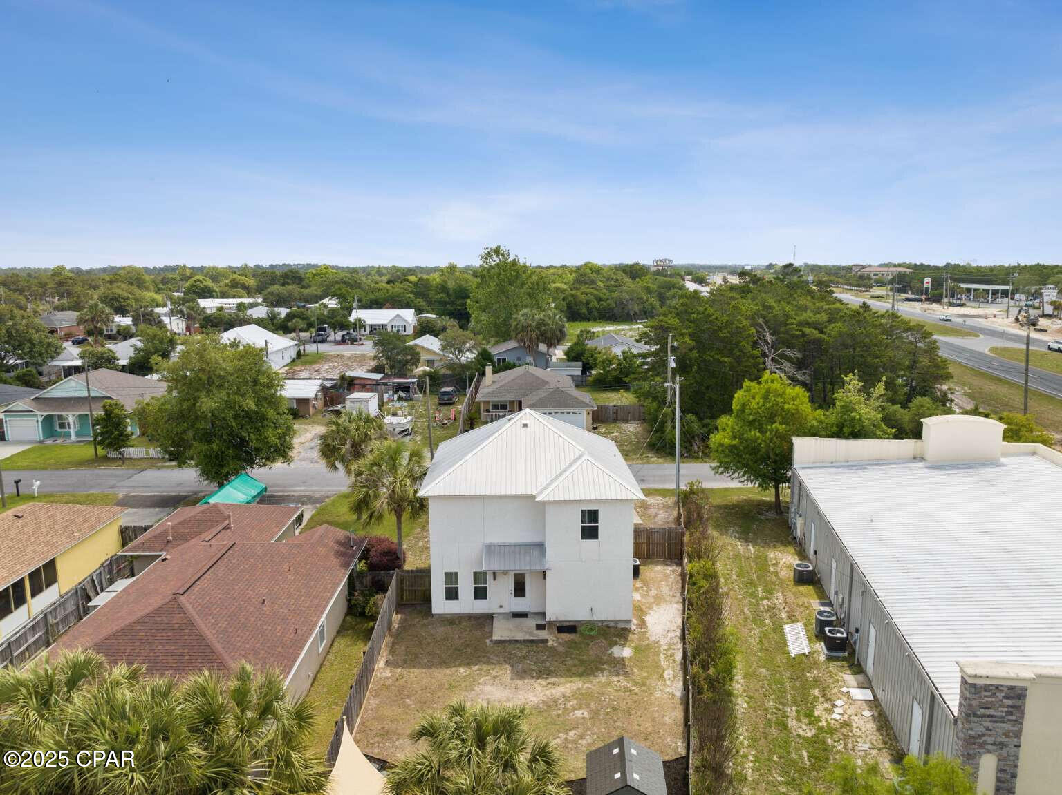 main property photo 37