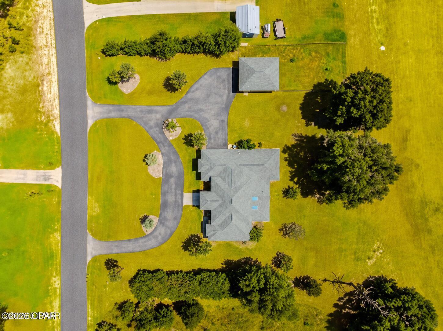 main property photo 28