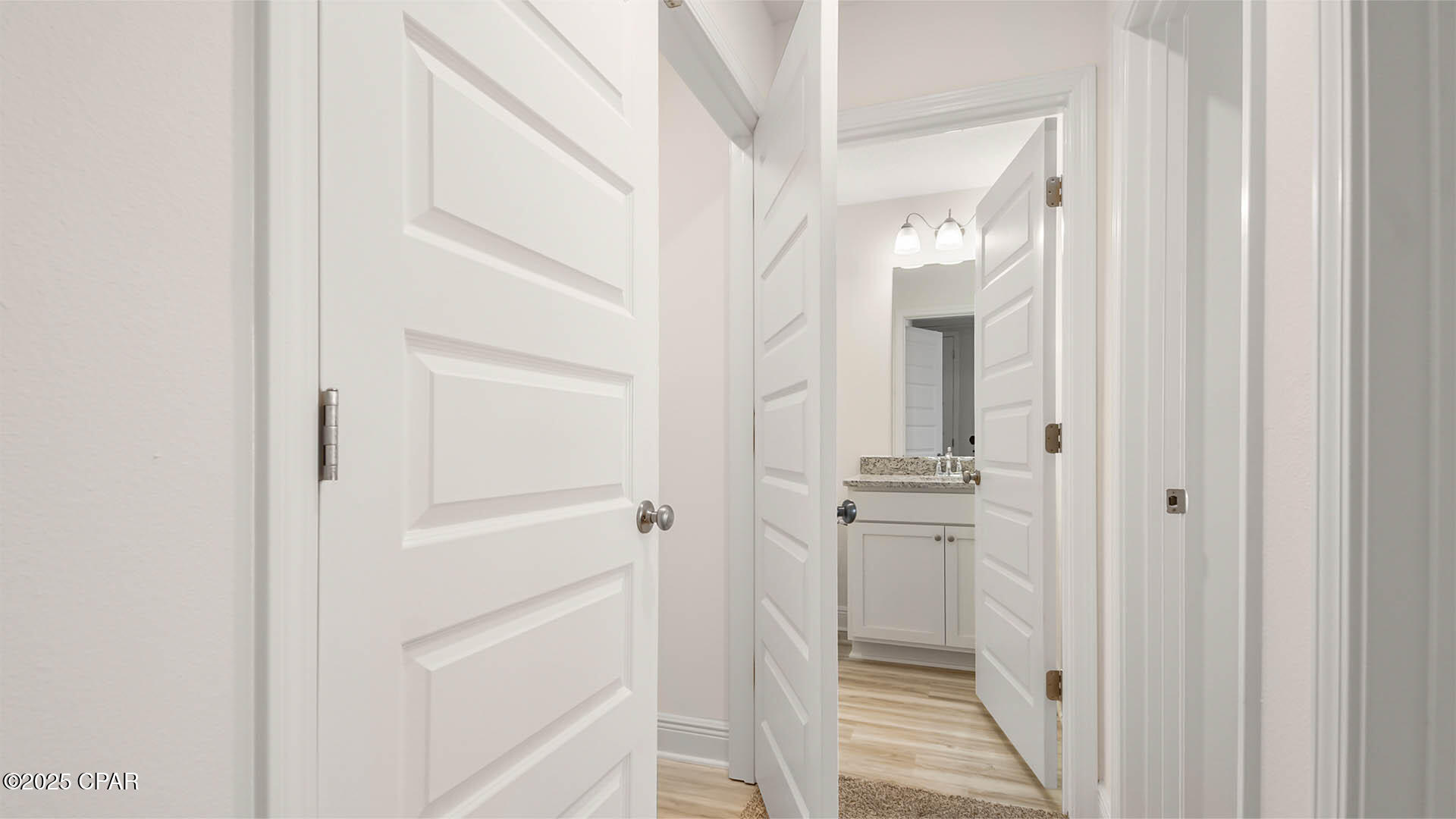 property viewer photo 26