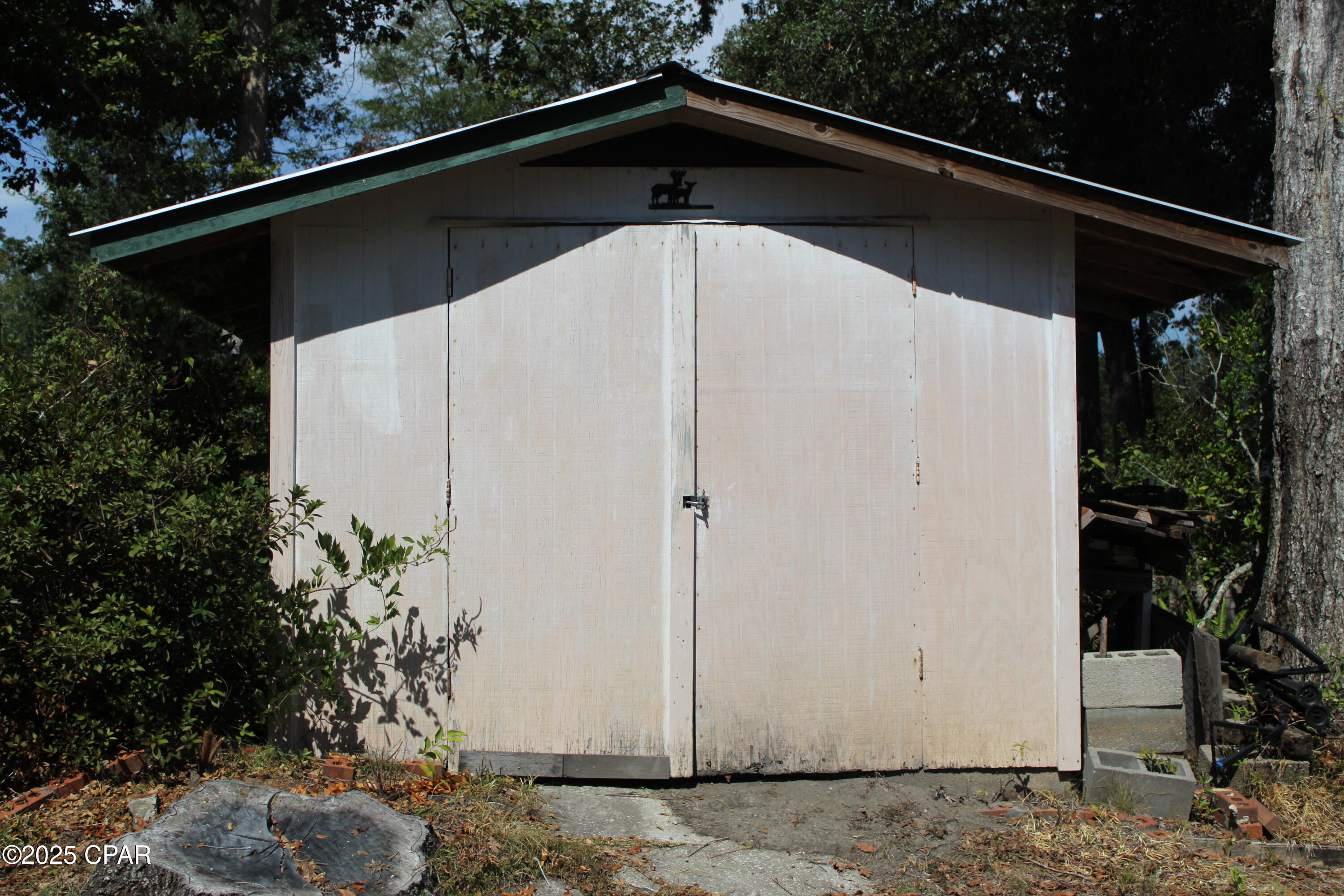 main property photo 51