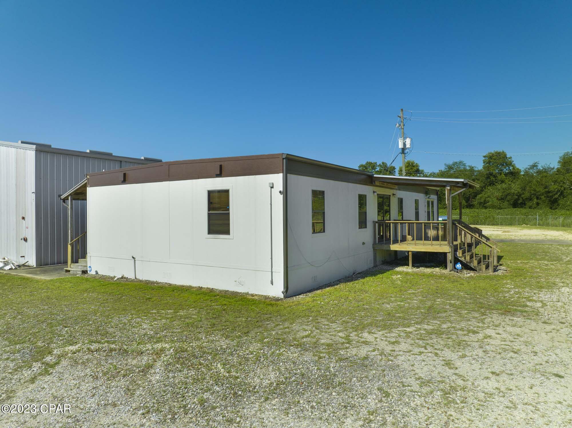 main property photo 8