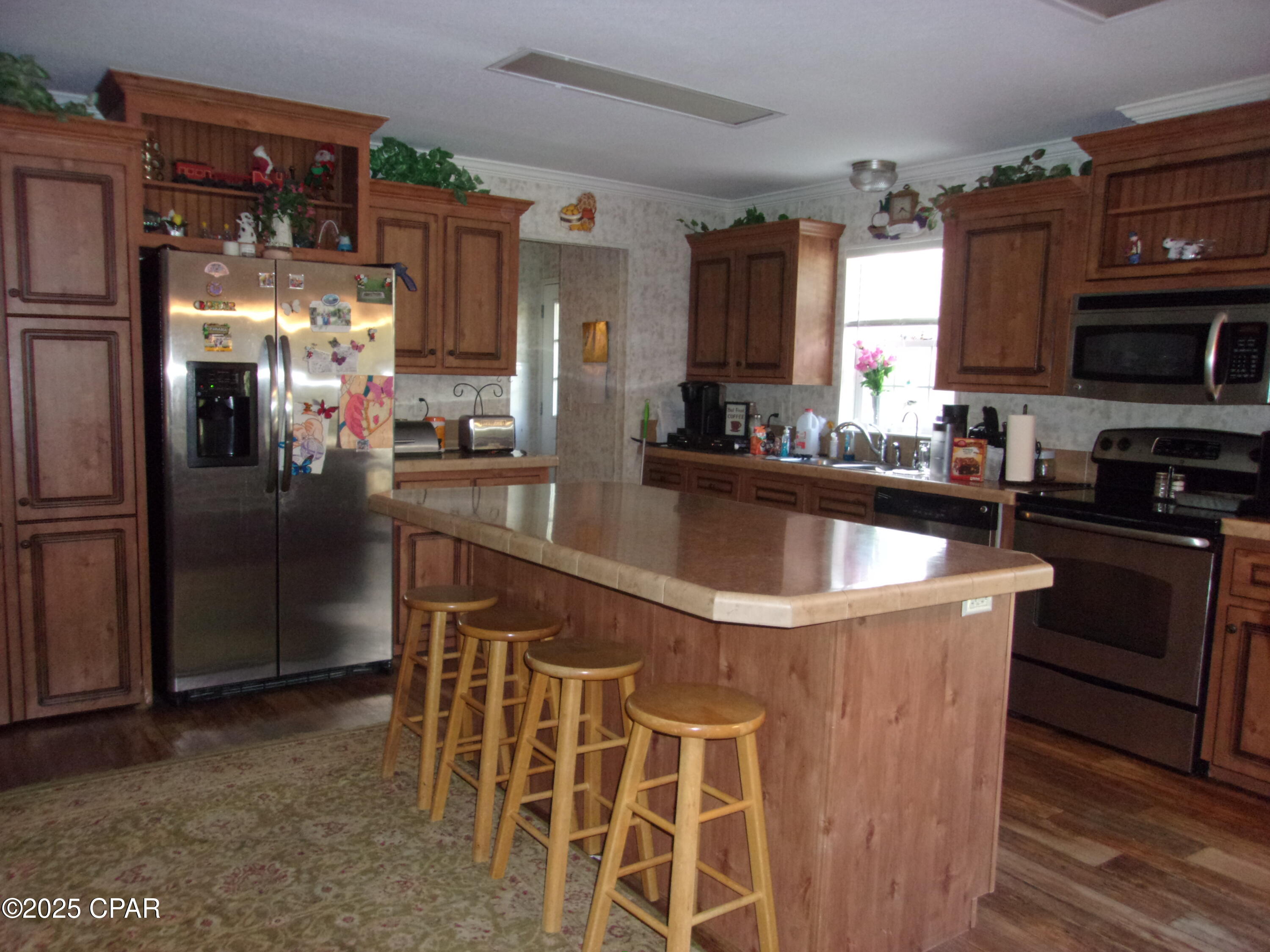 main property photo 11