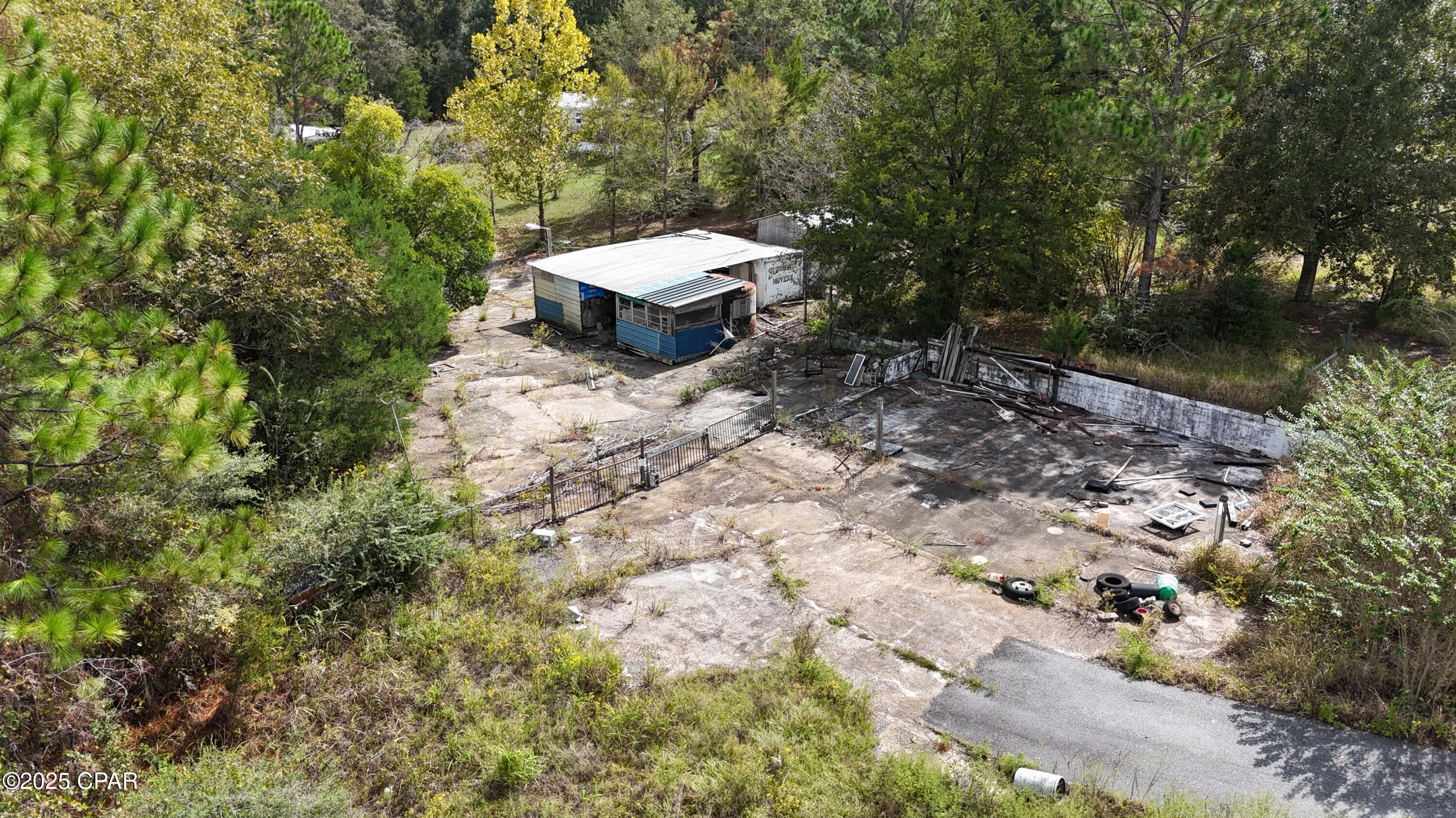 main property photo 34