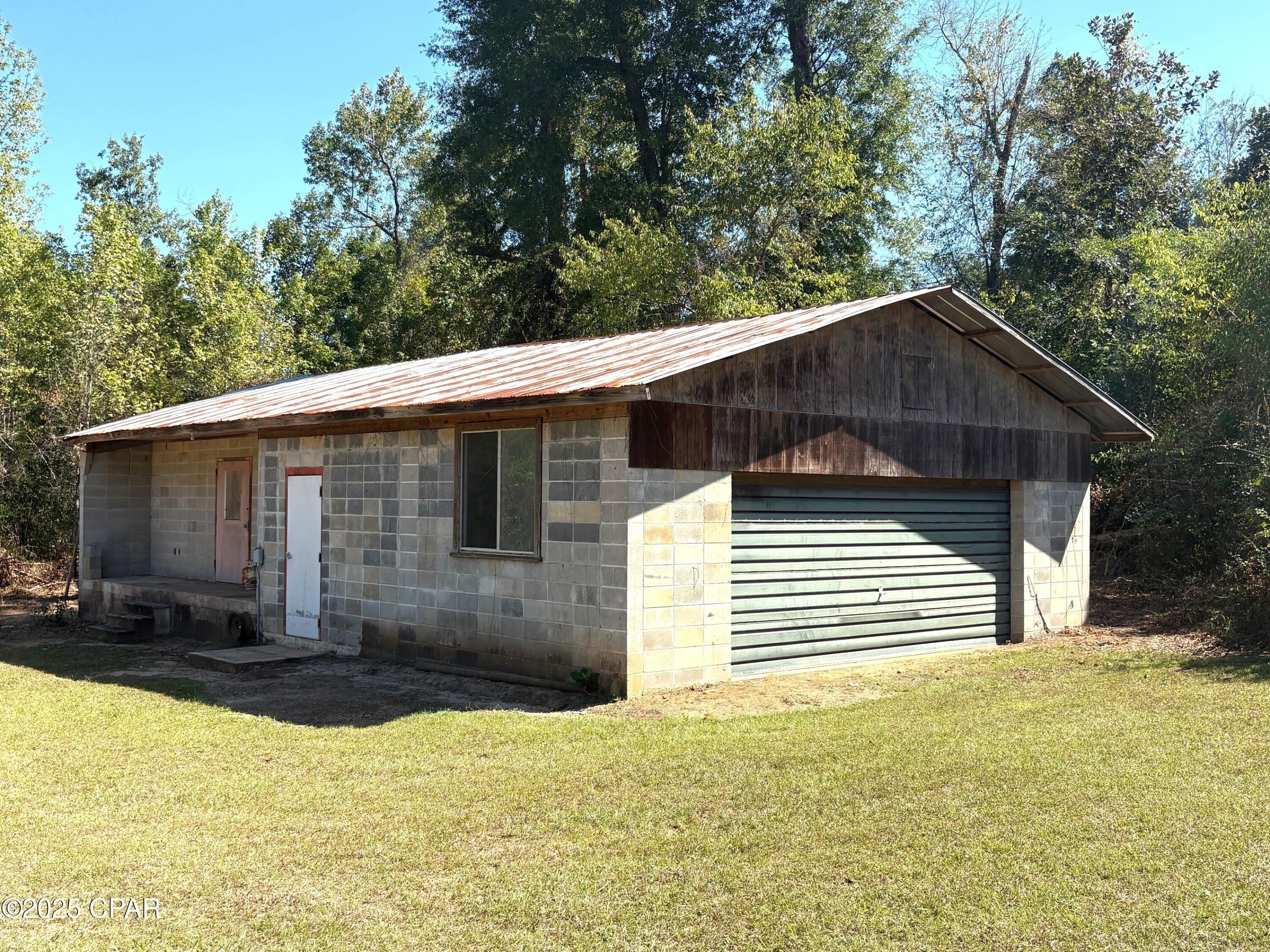 main property photo 81