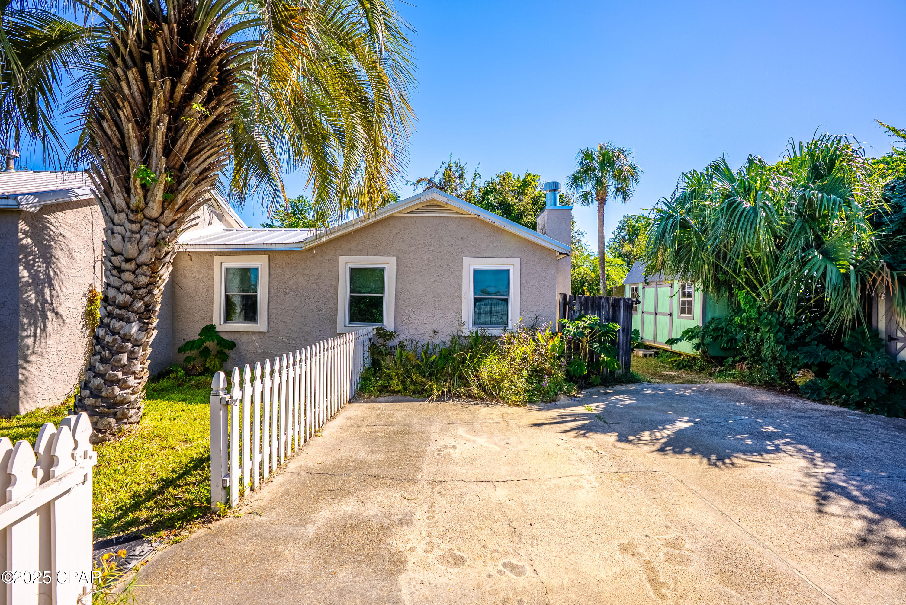 main property photo 43
