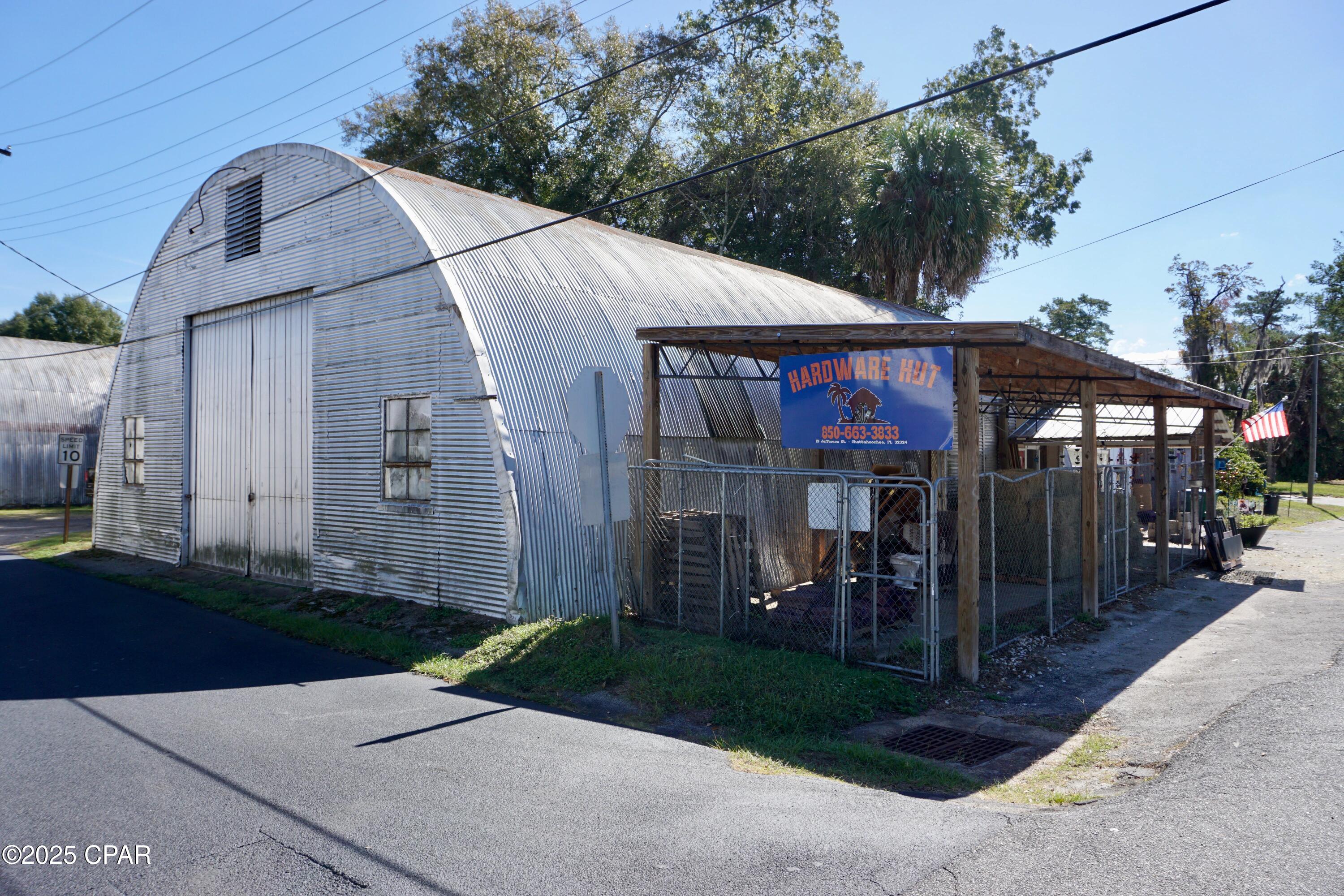main property photo 20